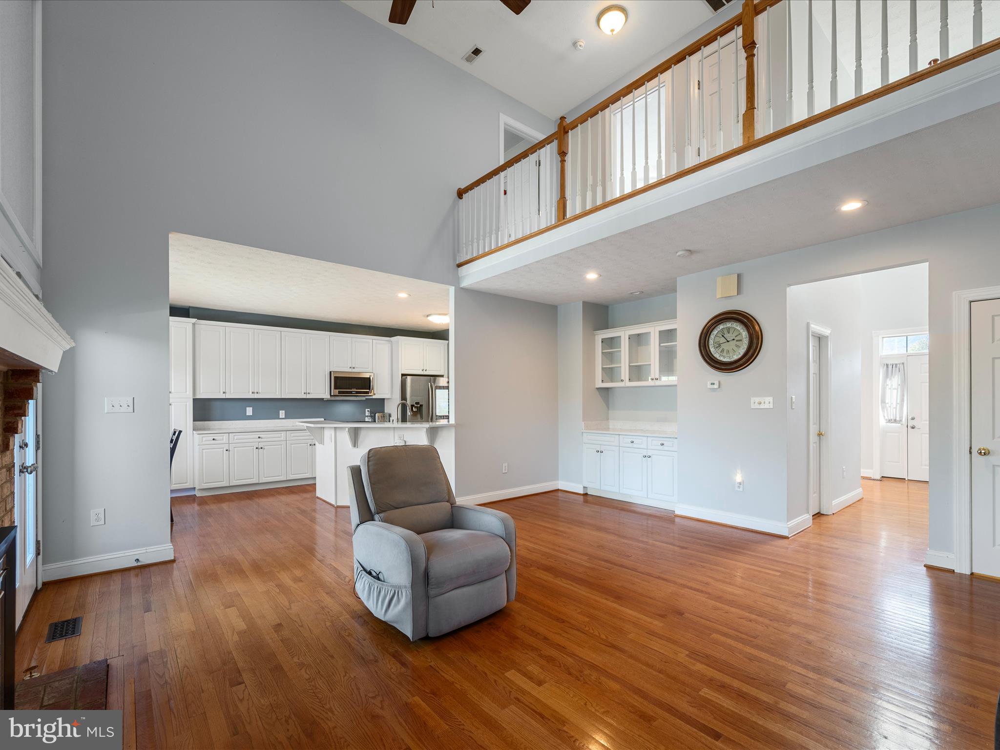 FAIRWAY MANOR - Residential