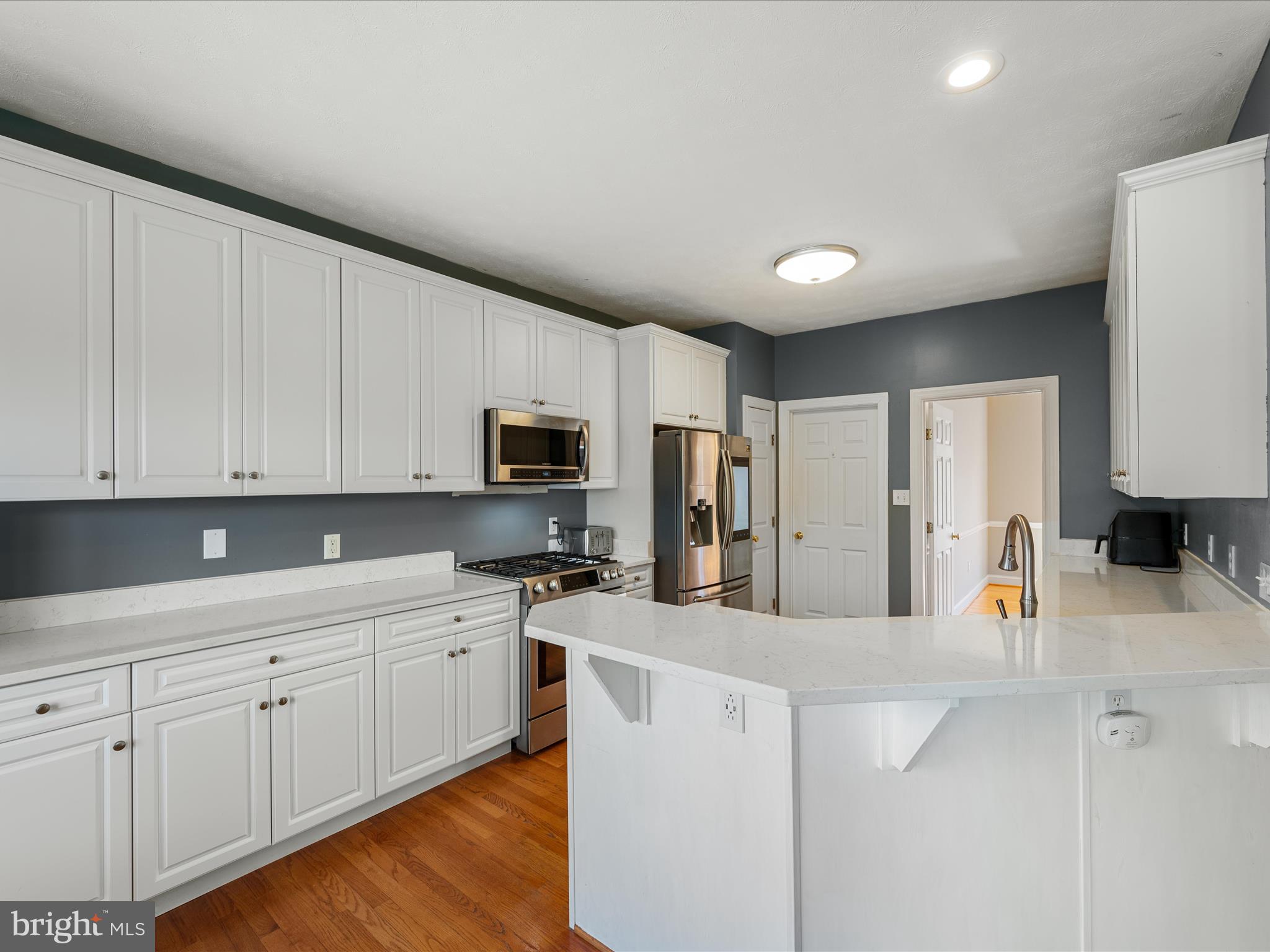 FAIRWAY MANOR - Residential