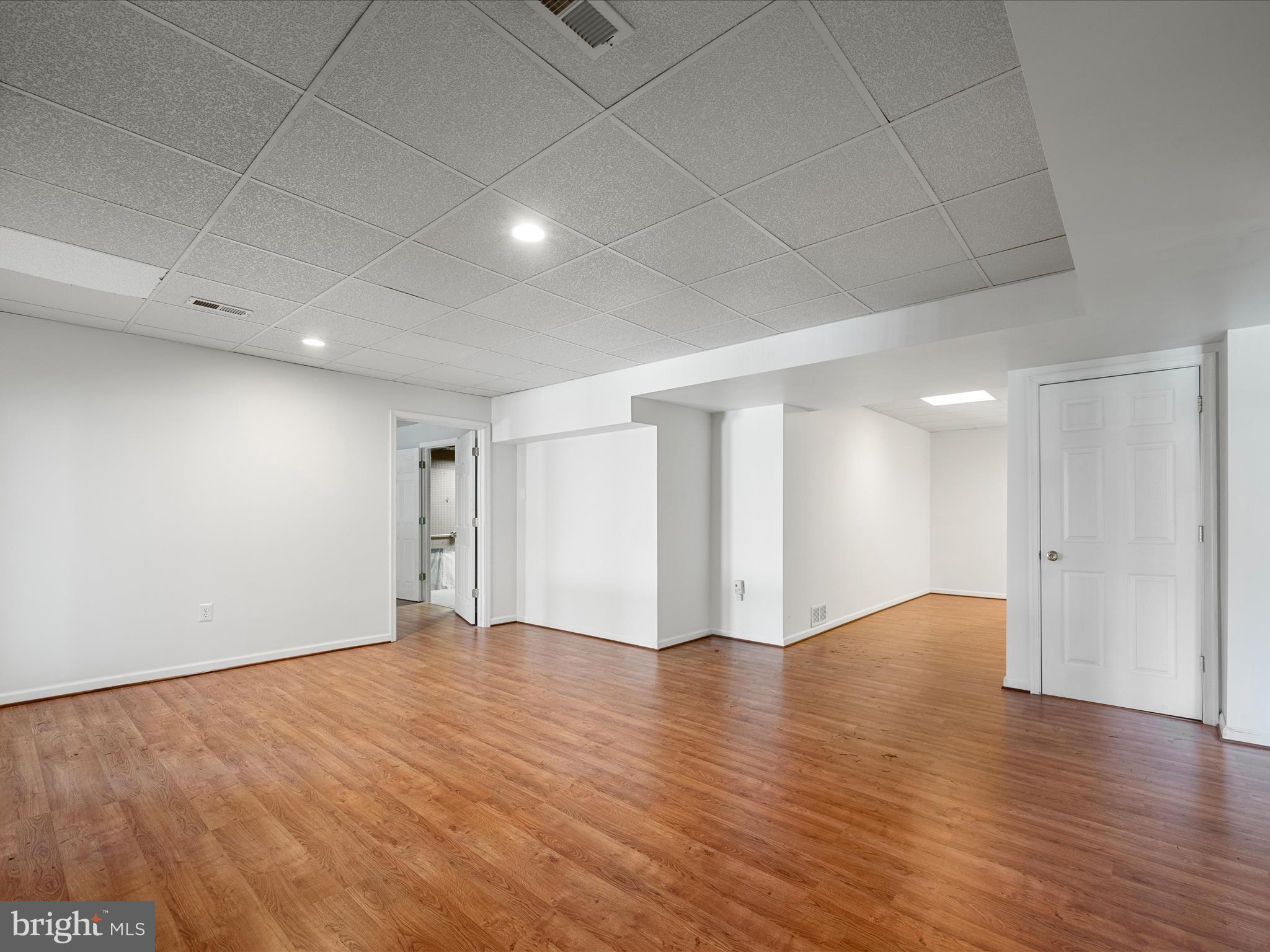 FAIRWAY MANOR - Residential