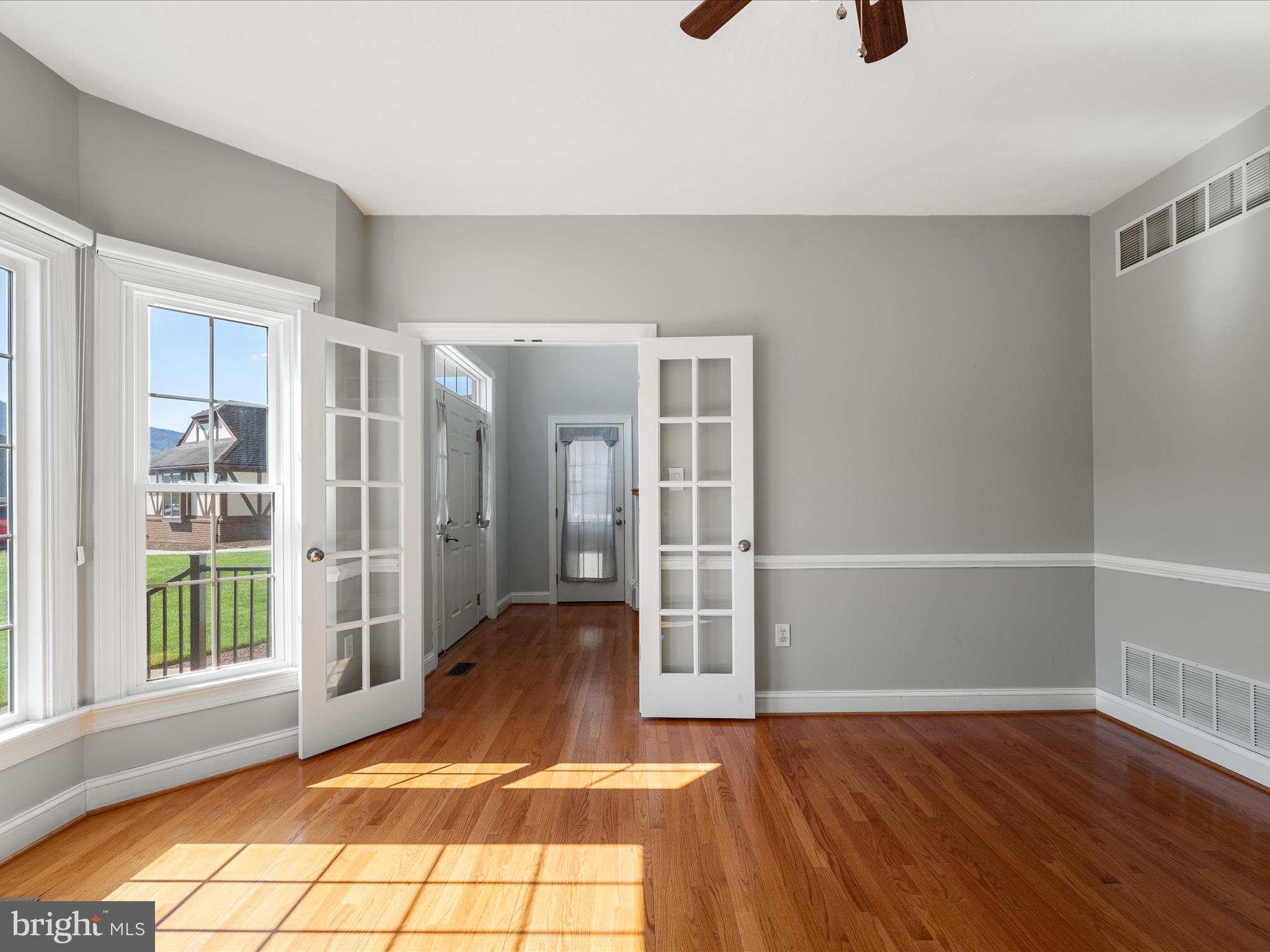 FAIRWAY MANOR - Residential