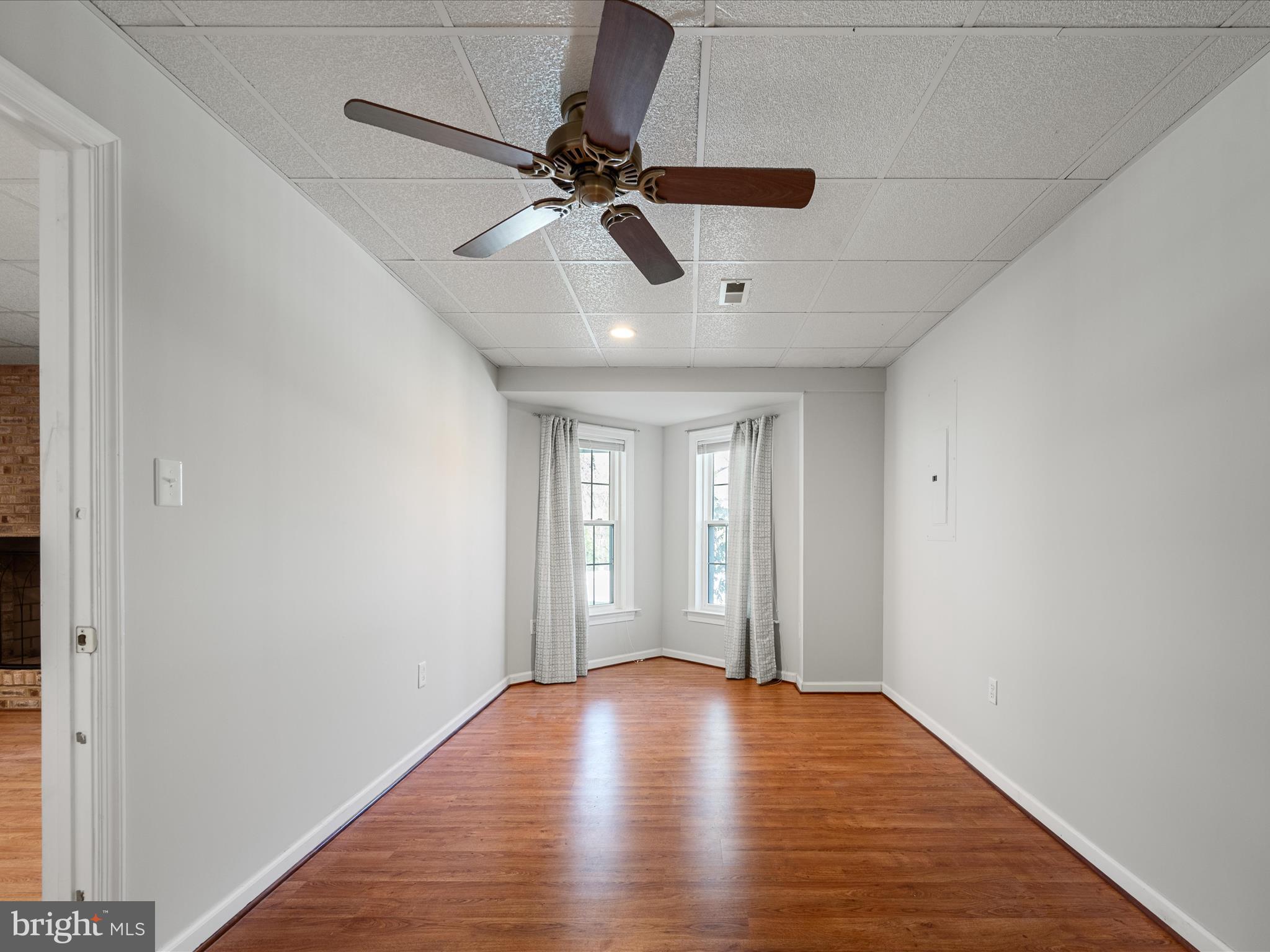 FAIRWAY MANOR - Residential