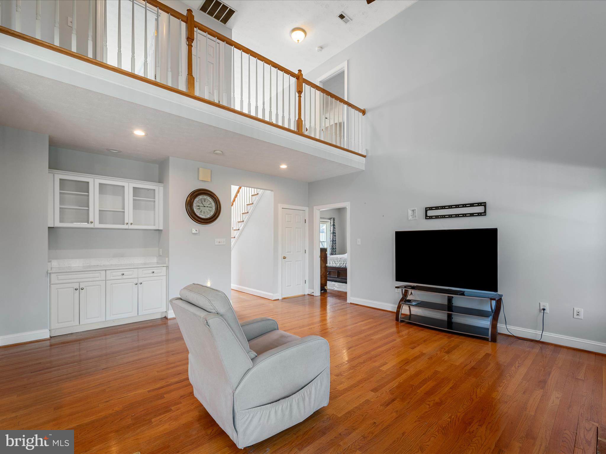 FAIRWAY MANOR - Residential