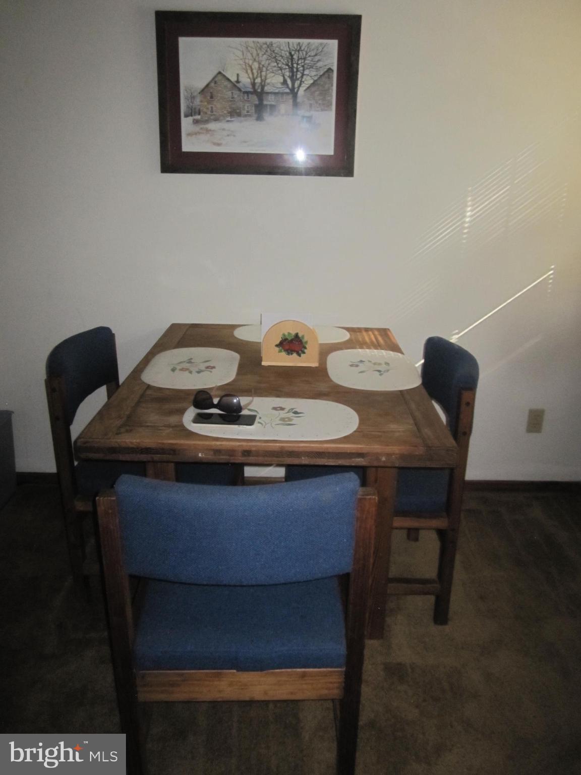 LAKEVIEW PEDESTAL HOMES - Residential