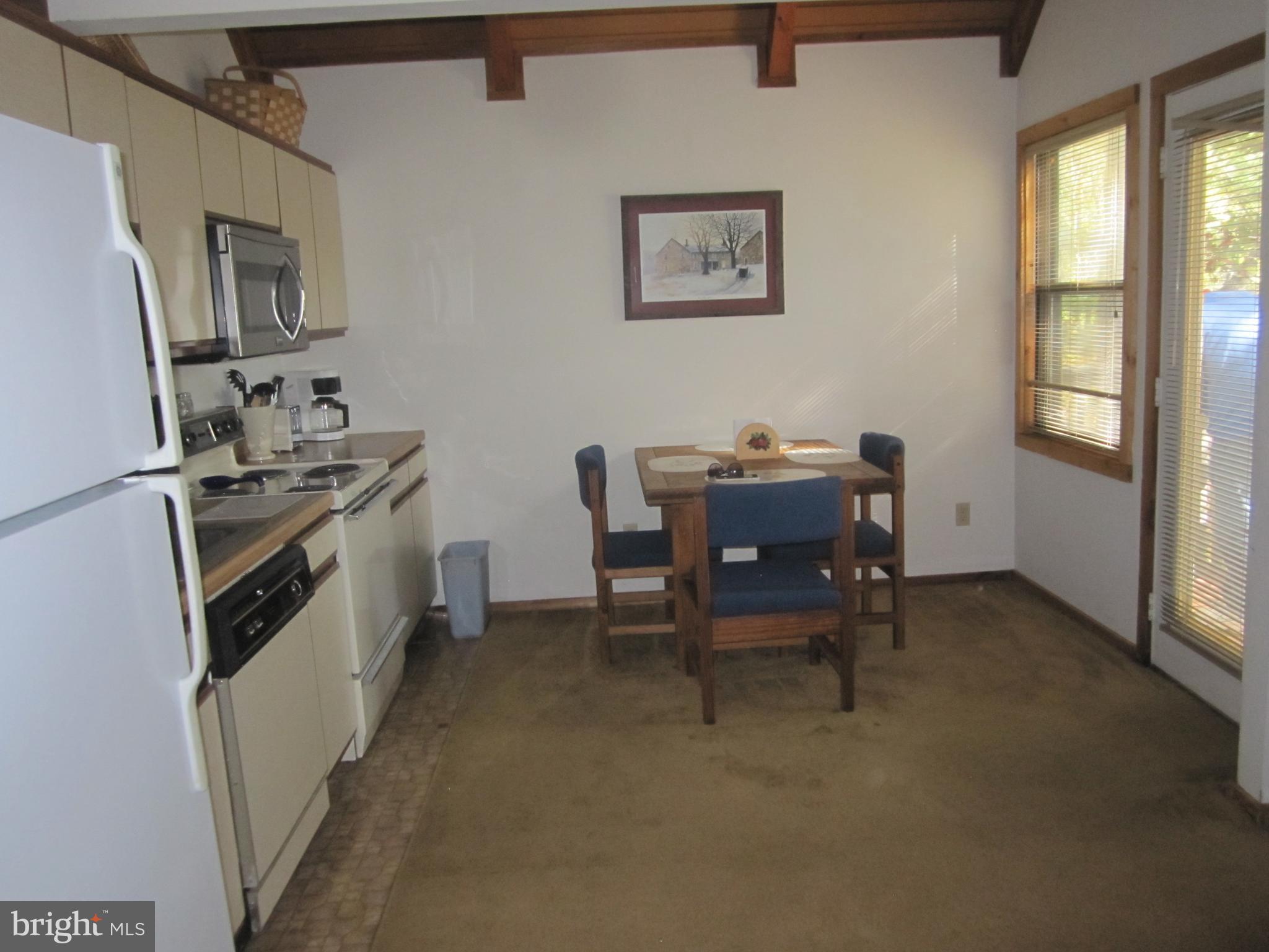 LAKEVIEW PEDESTAL HOMES - Residential