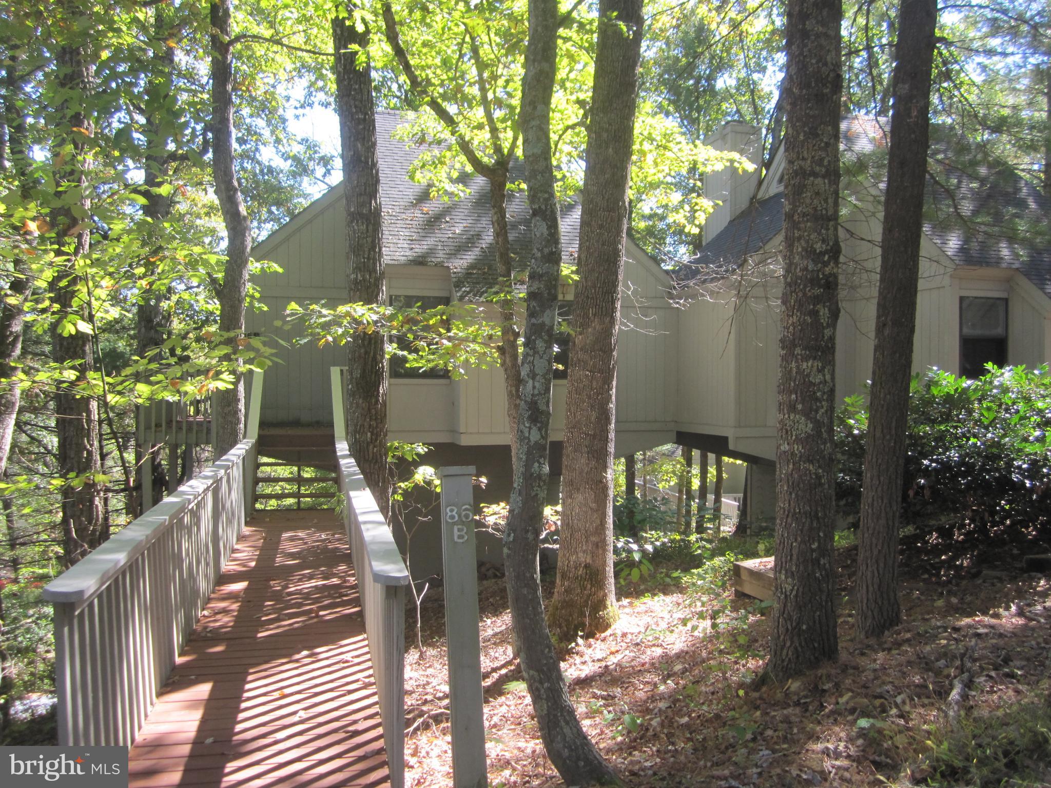 LAKEVIEW PEDESTAL HOMES - Residential