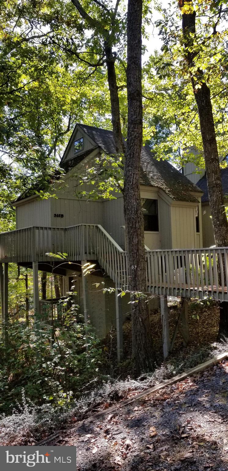 LAKEVIEW PEDESTAL HOMES - Residential