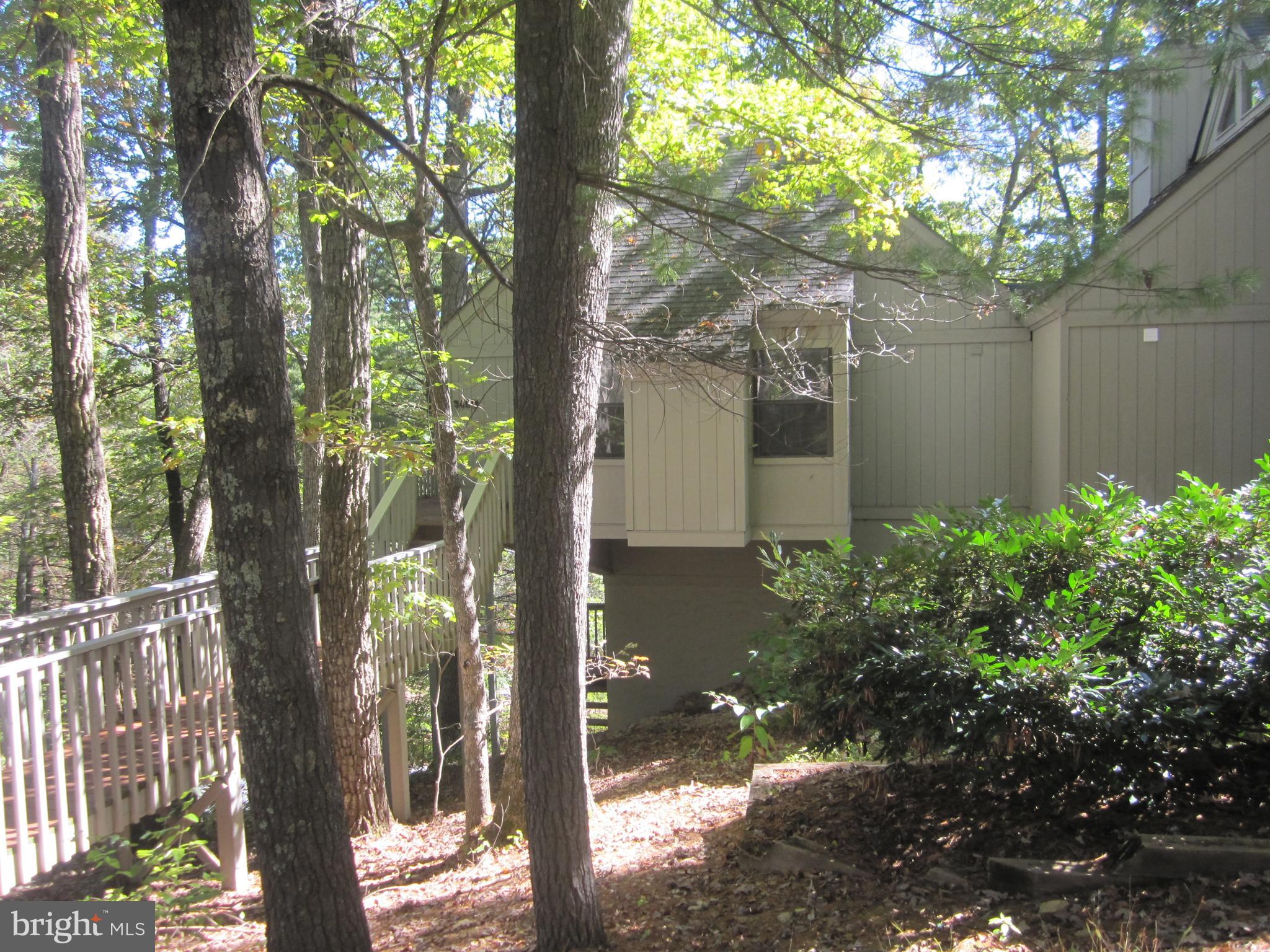 LAKEVIEW PEDESTAL HOMES - Residential