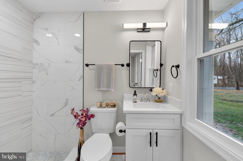 CHURCHTON - Residential