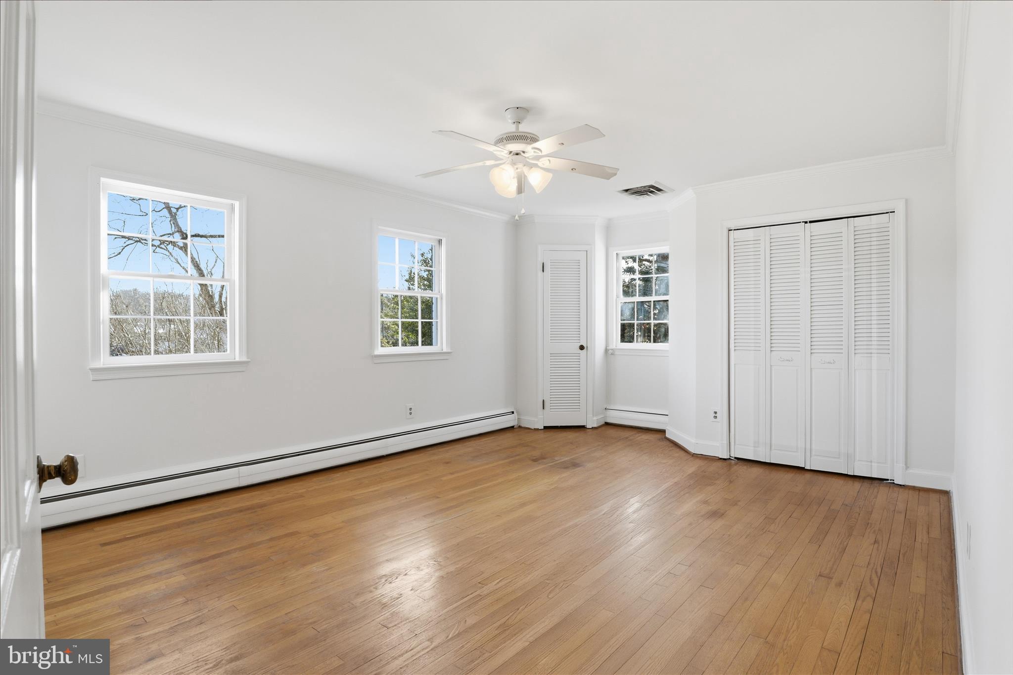 WILTON WOODS - Residential