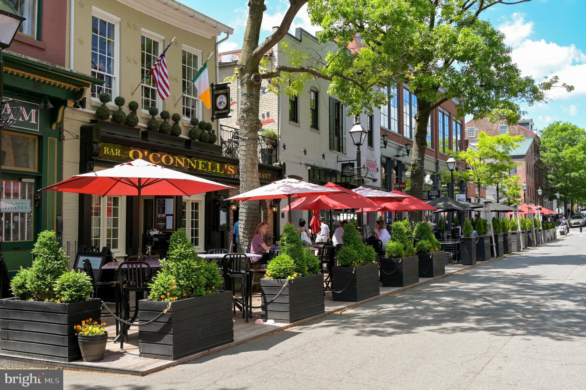 WILTON WOODS - Residential