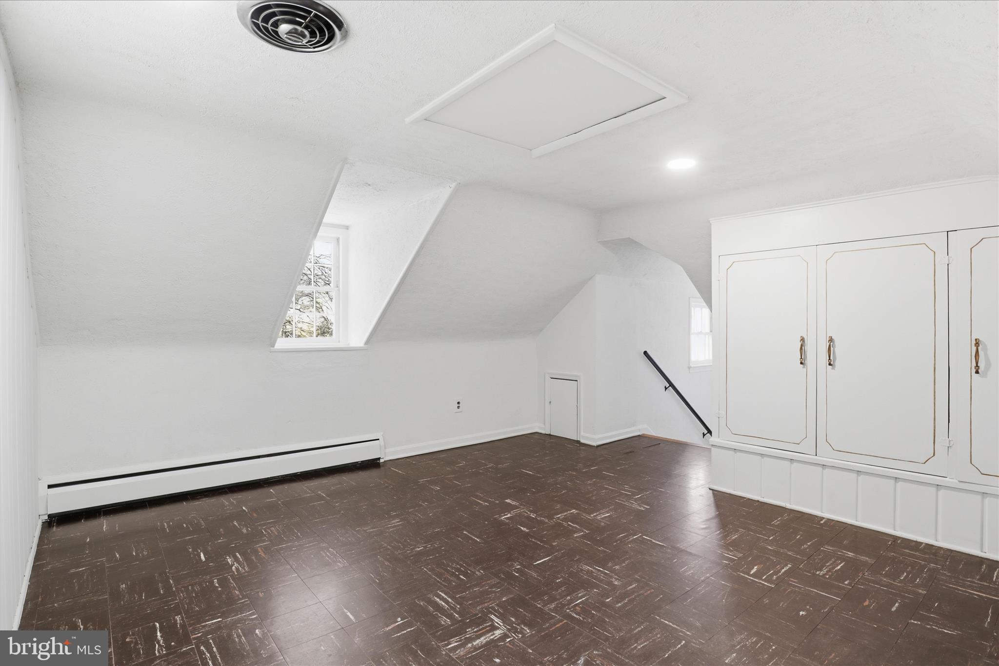 WILTON WOODS - Residential