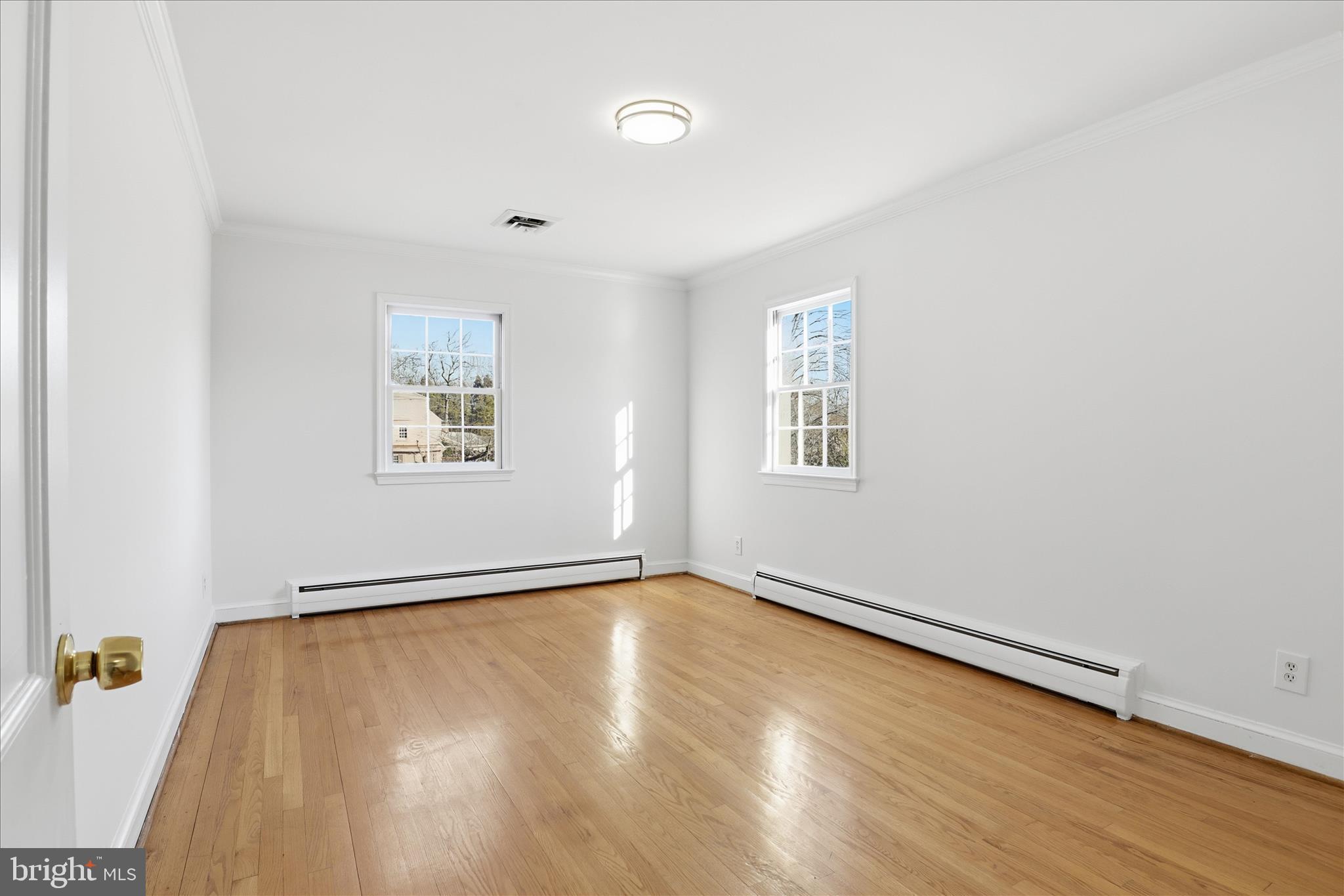 WILTON WOODS - Residential