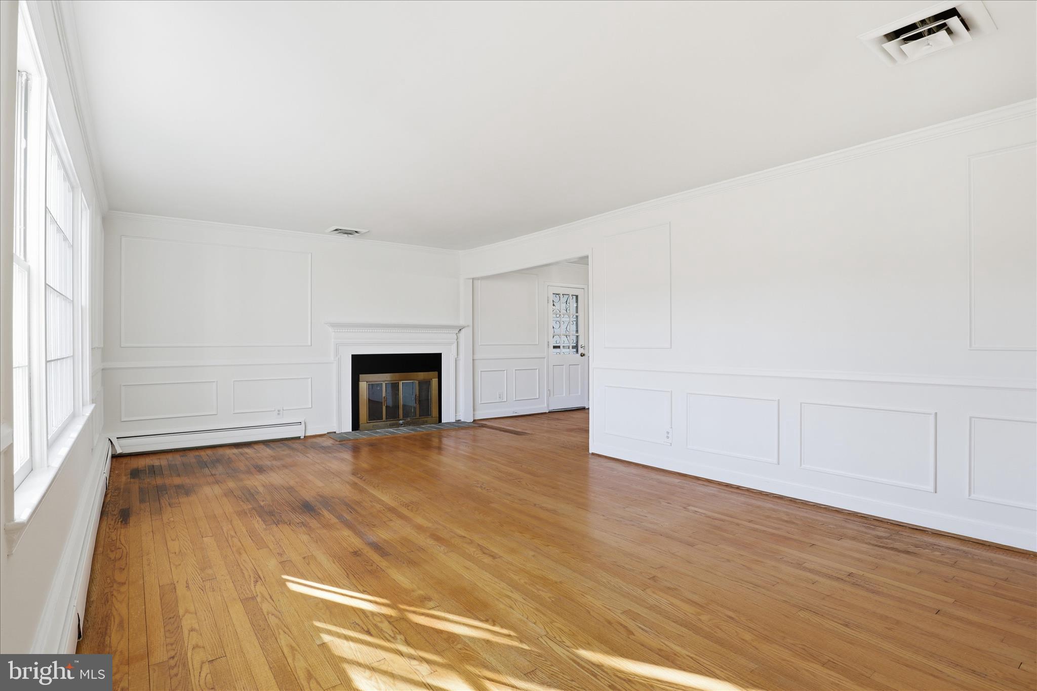 WILTON WOODS - Residential