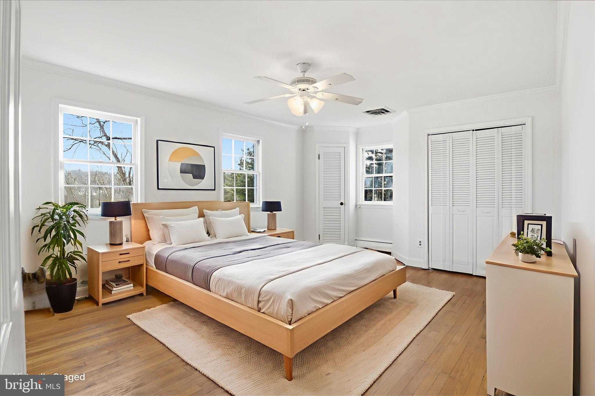 WILTON WOODS - Residential