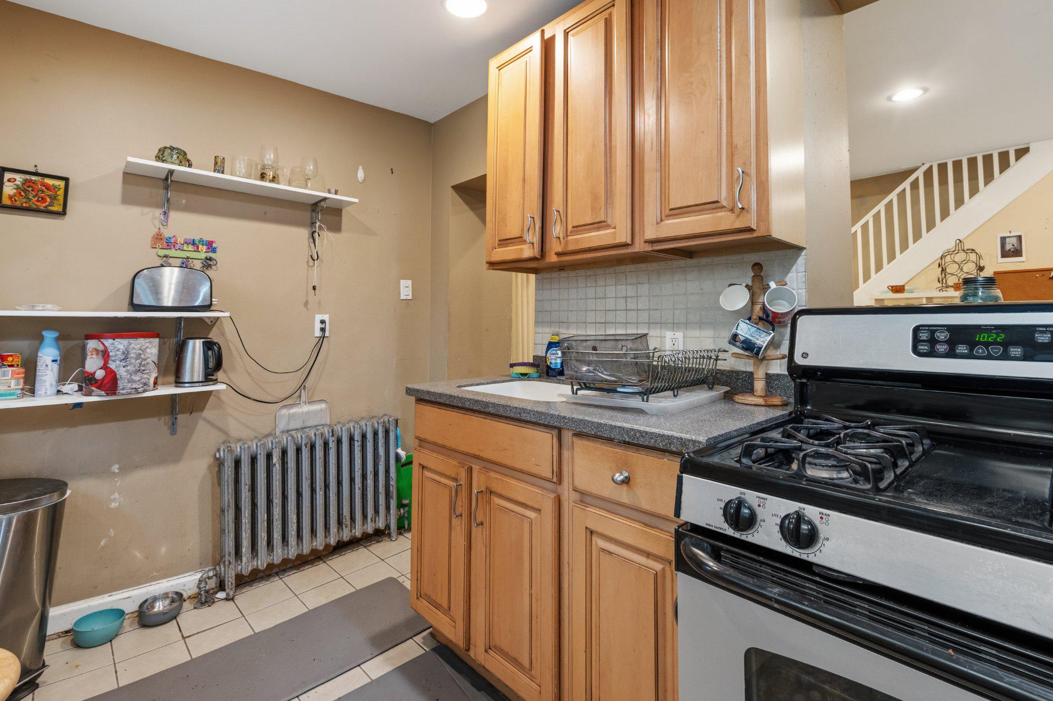 EAST FALLS - Residential