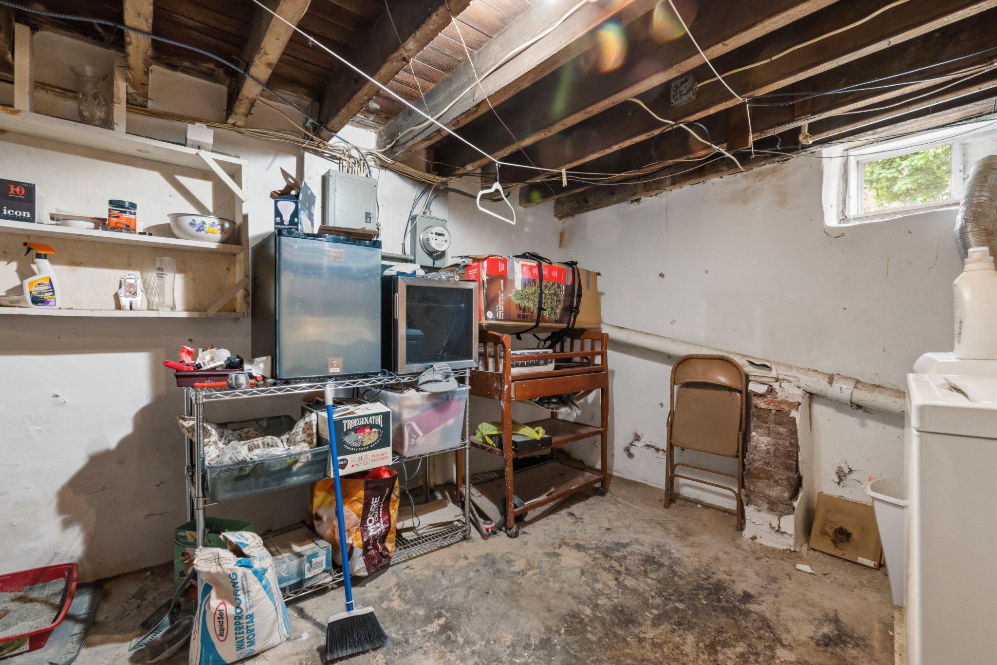 EAST FALLS - Residential