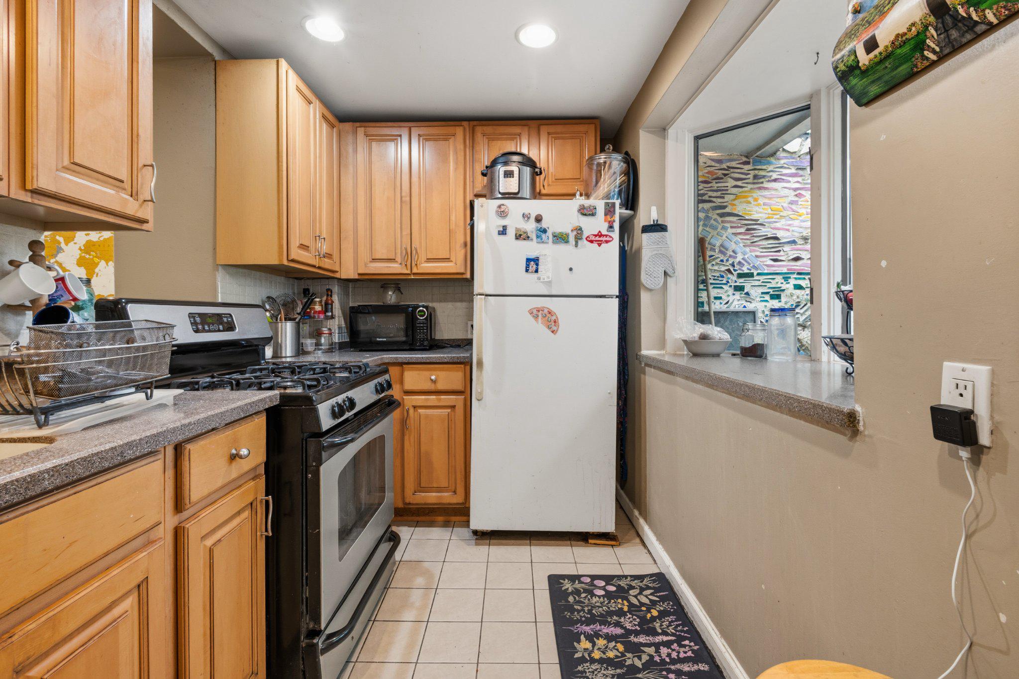 EAST FALLS - Residential