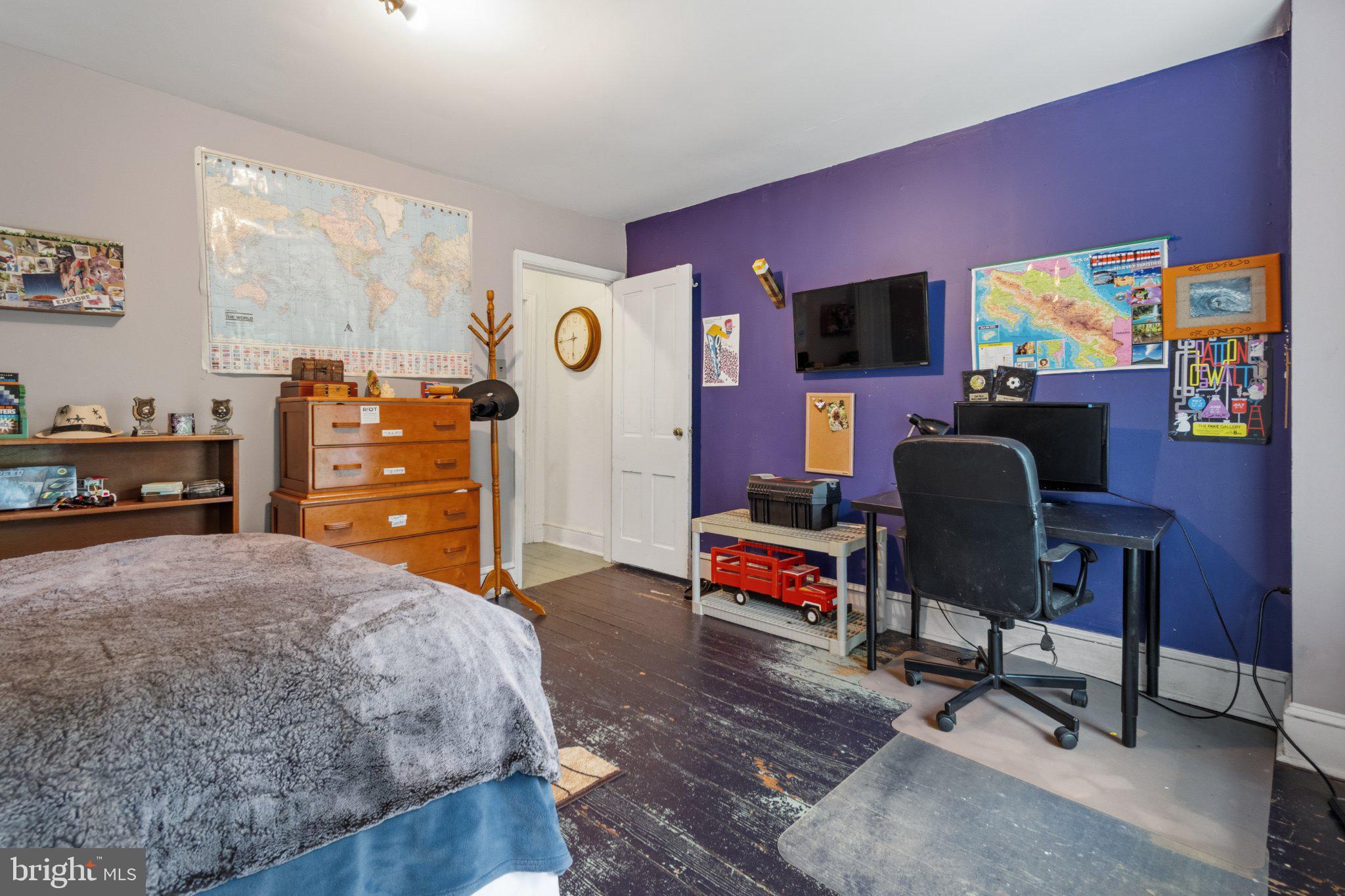 EAST FALLS - Residential