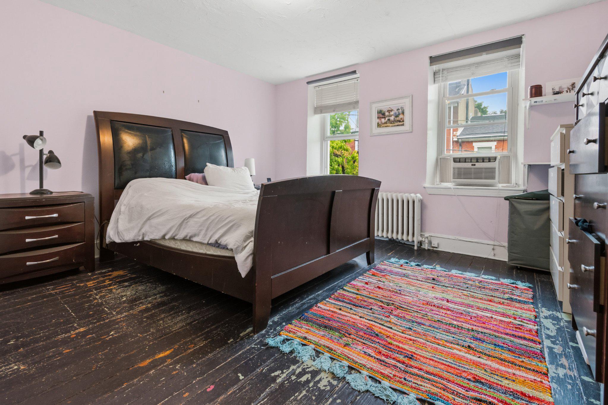 EAST FALLS - Residential