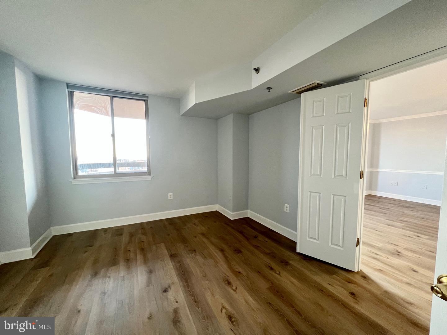 THE WILLIAMSBURG - Residential Lease