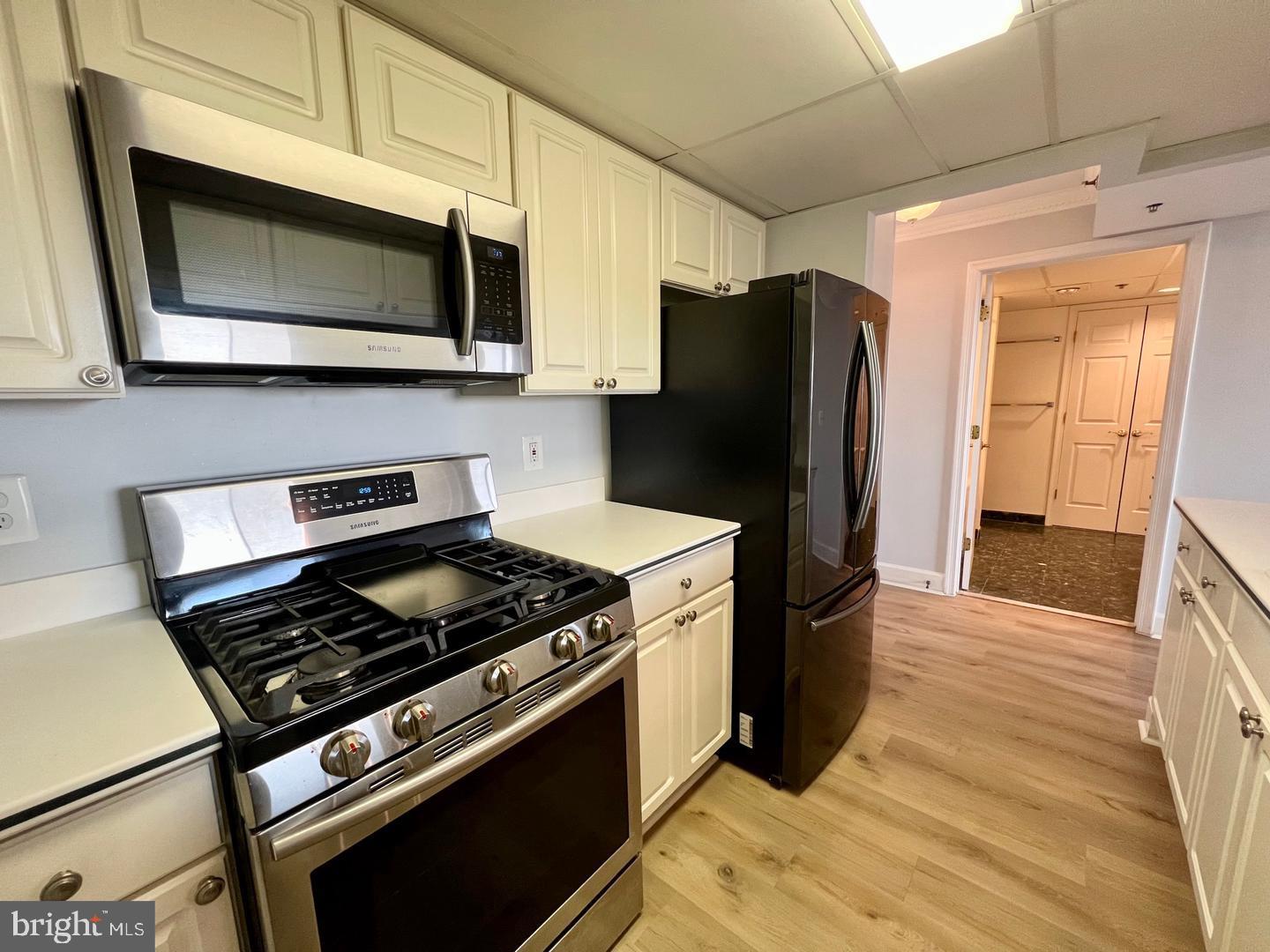 THE WILLIAMSBURG - Residential Lease