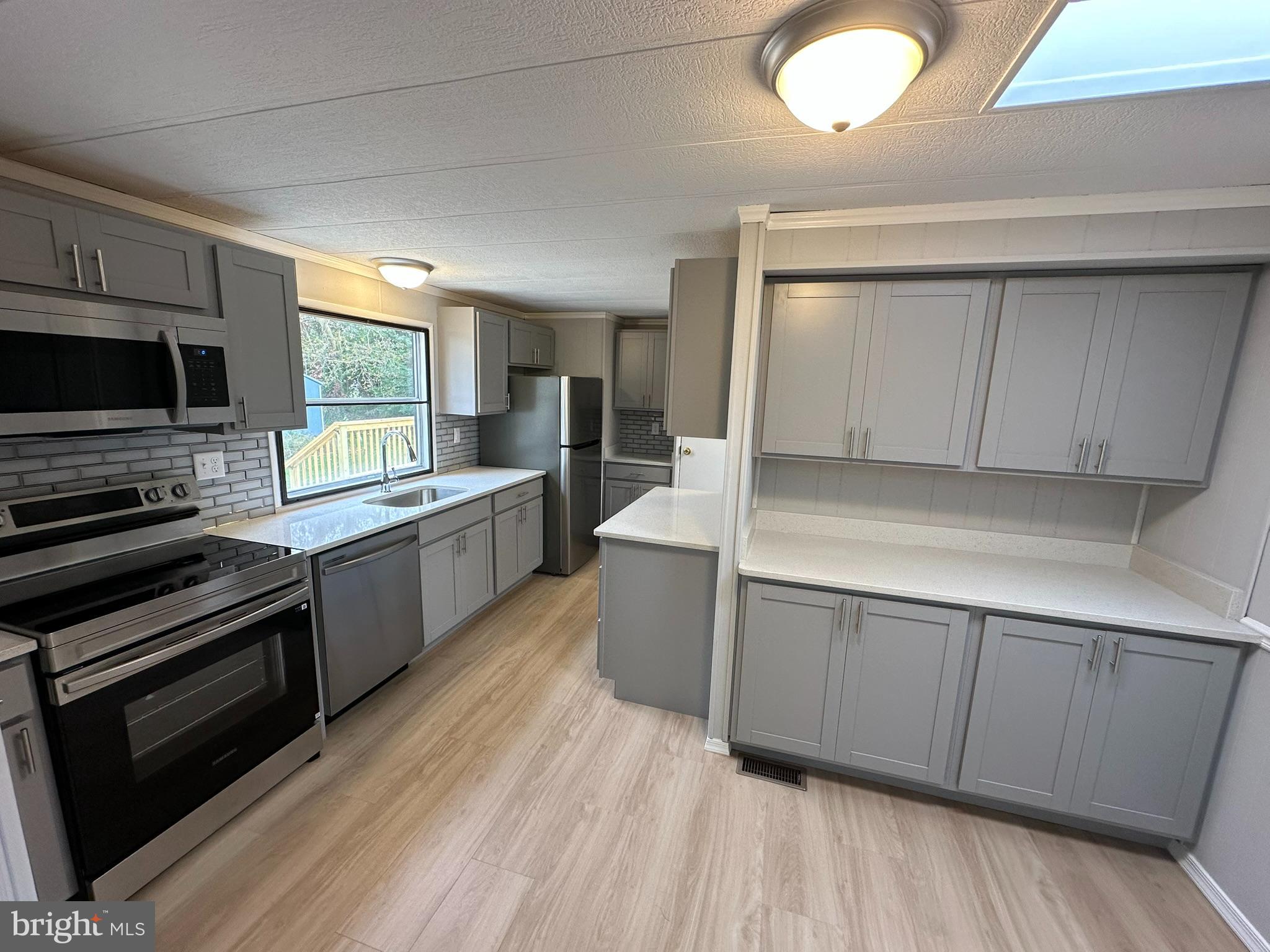 ASPEN MEADOWS - Residential