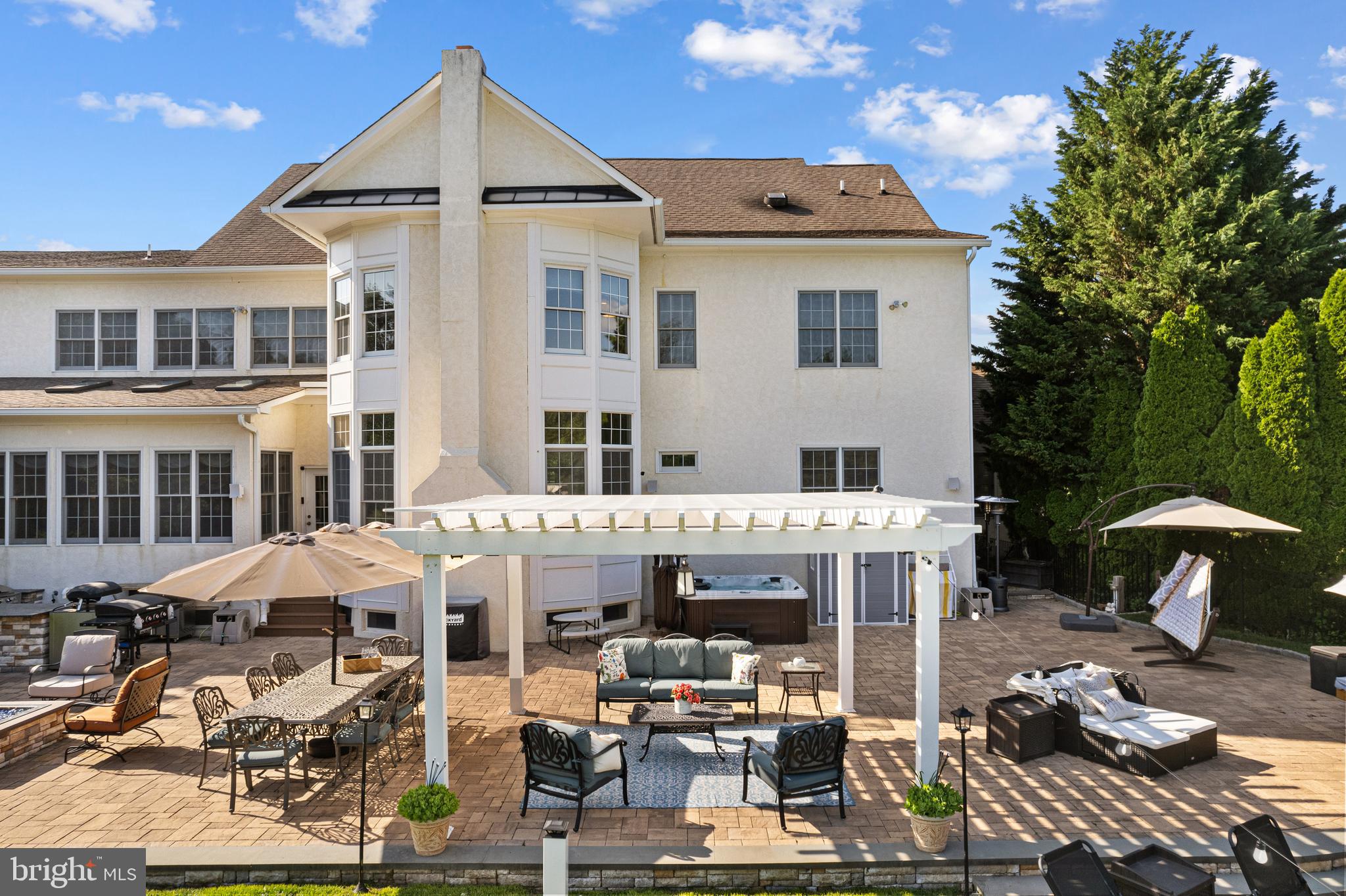 FLINT HILL CROSSING - Residential