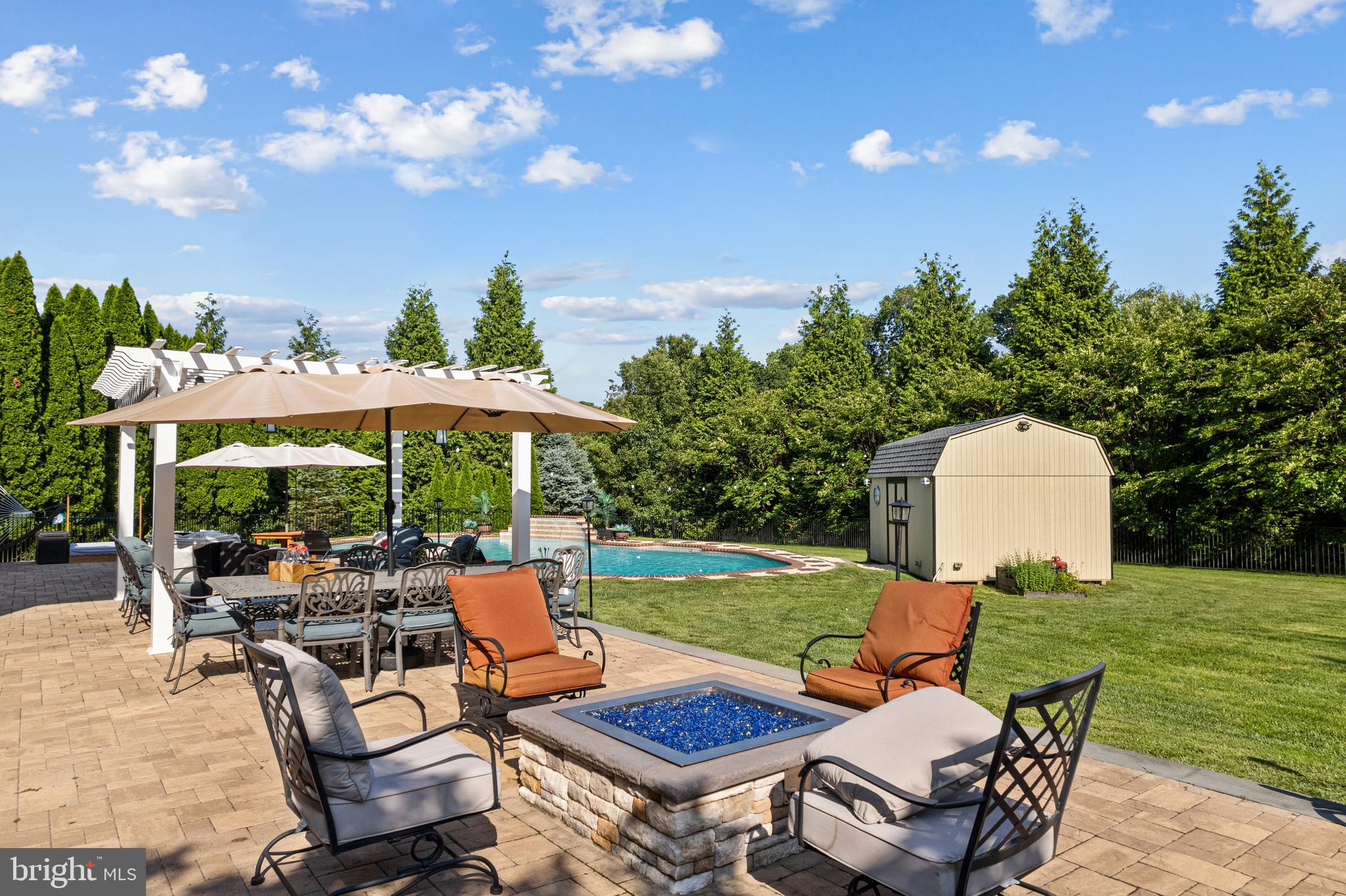 FLINT HILL CROSSING - Residential