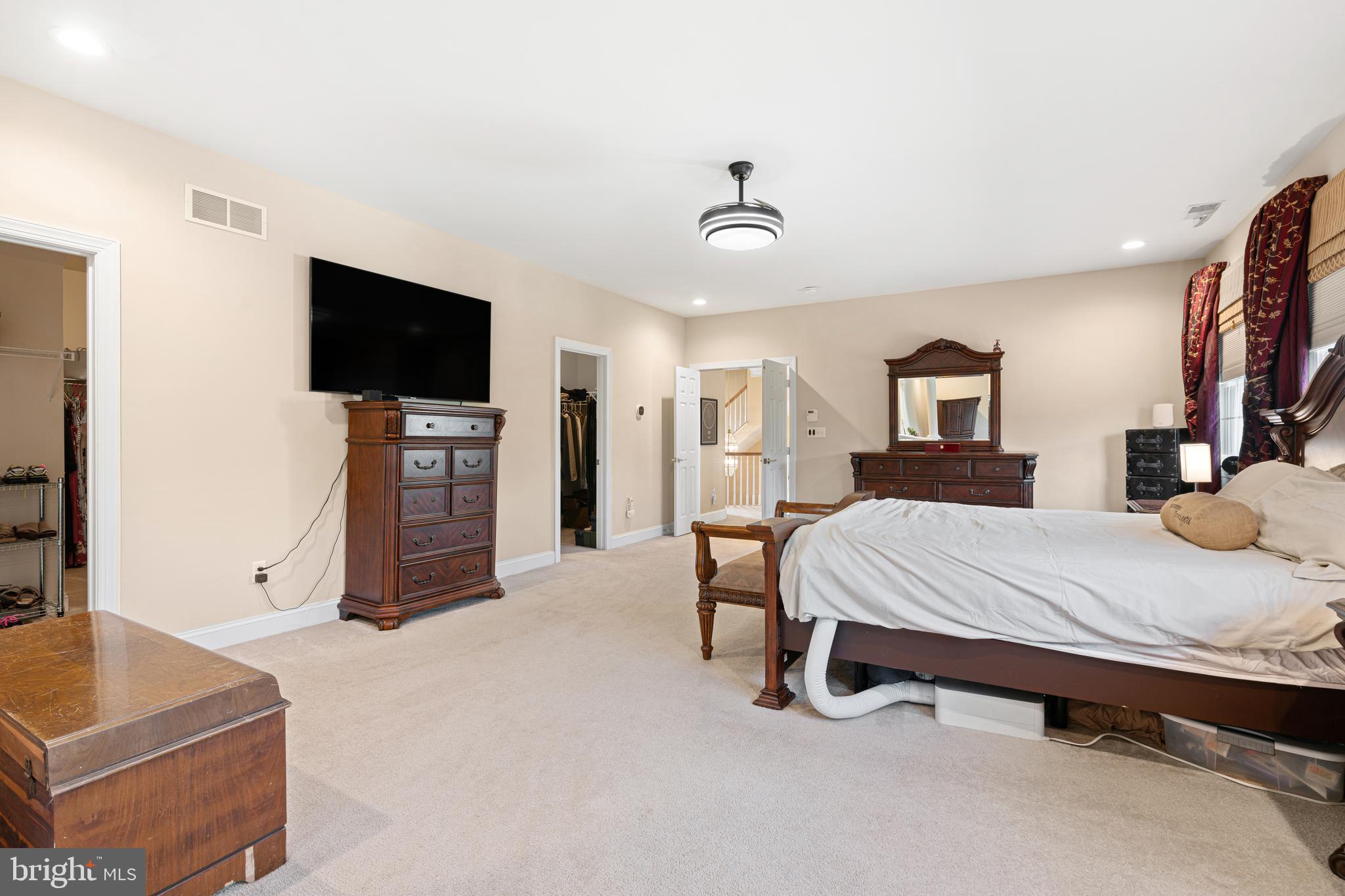 FLINT HILL CROSSING - Residential