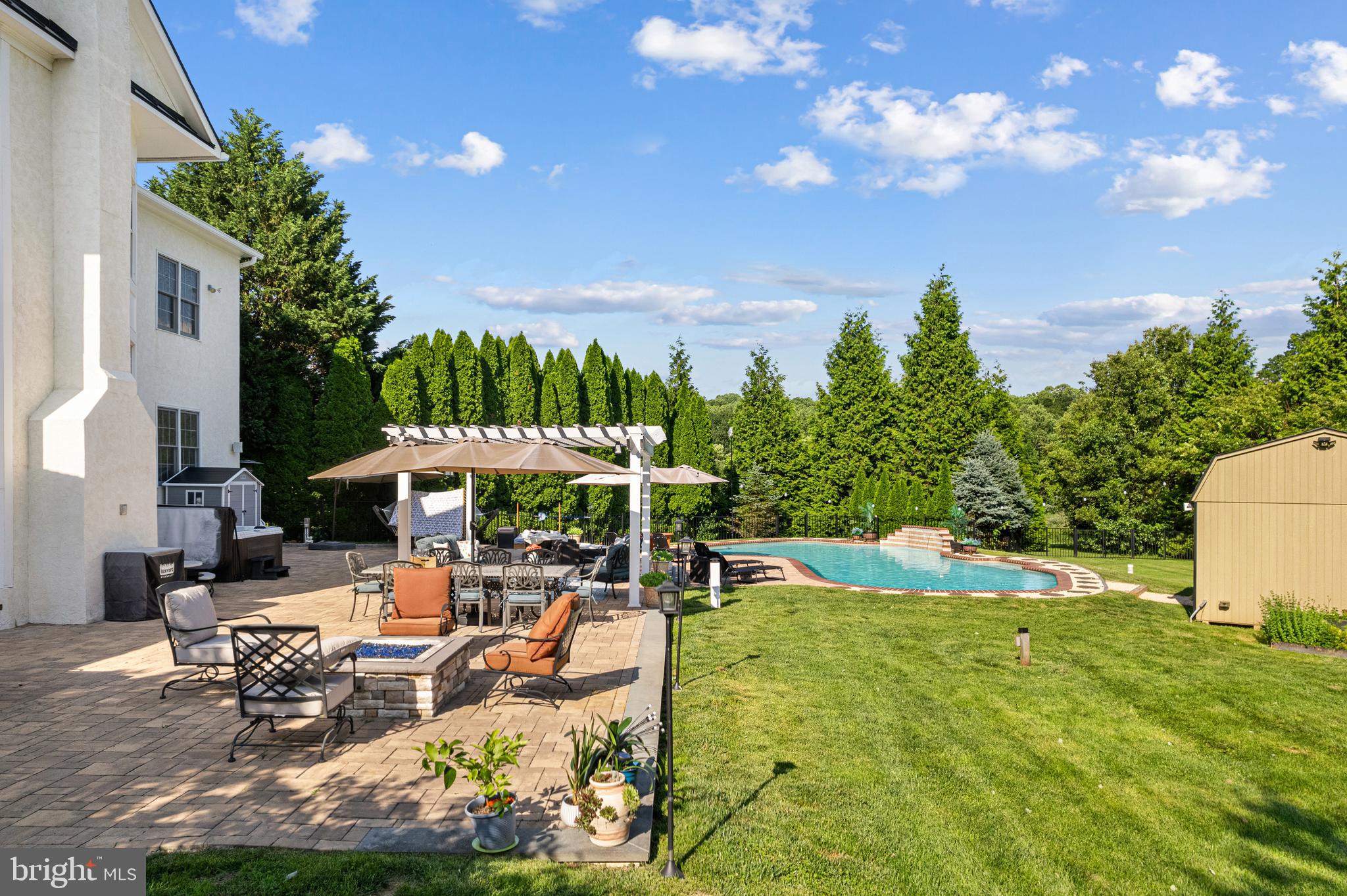 FLINT HILL CROSSING - Residential