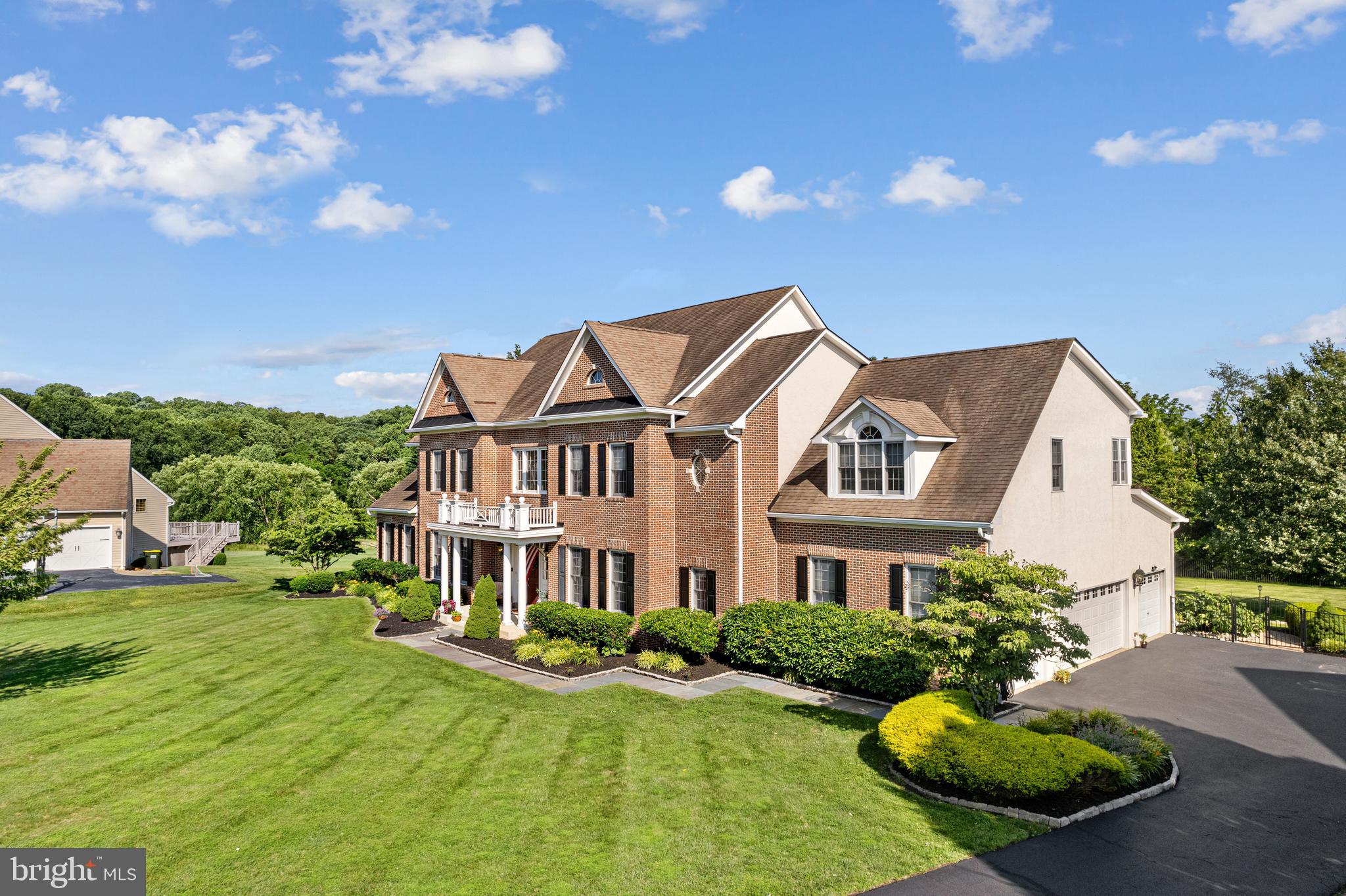 FLINT HILL CROSSING - Residential