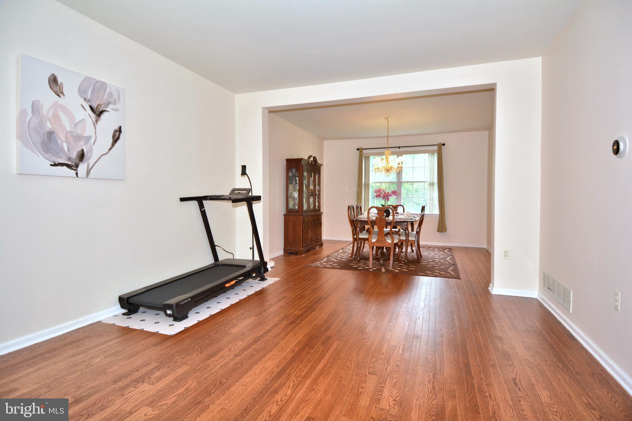 22 MUIRHEAD COURT