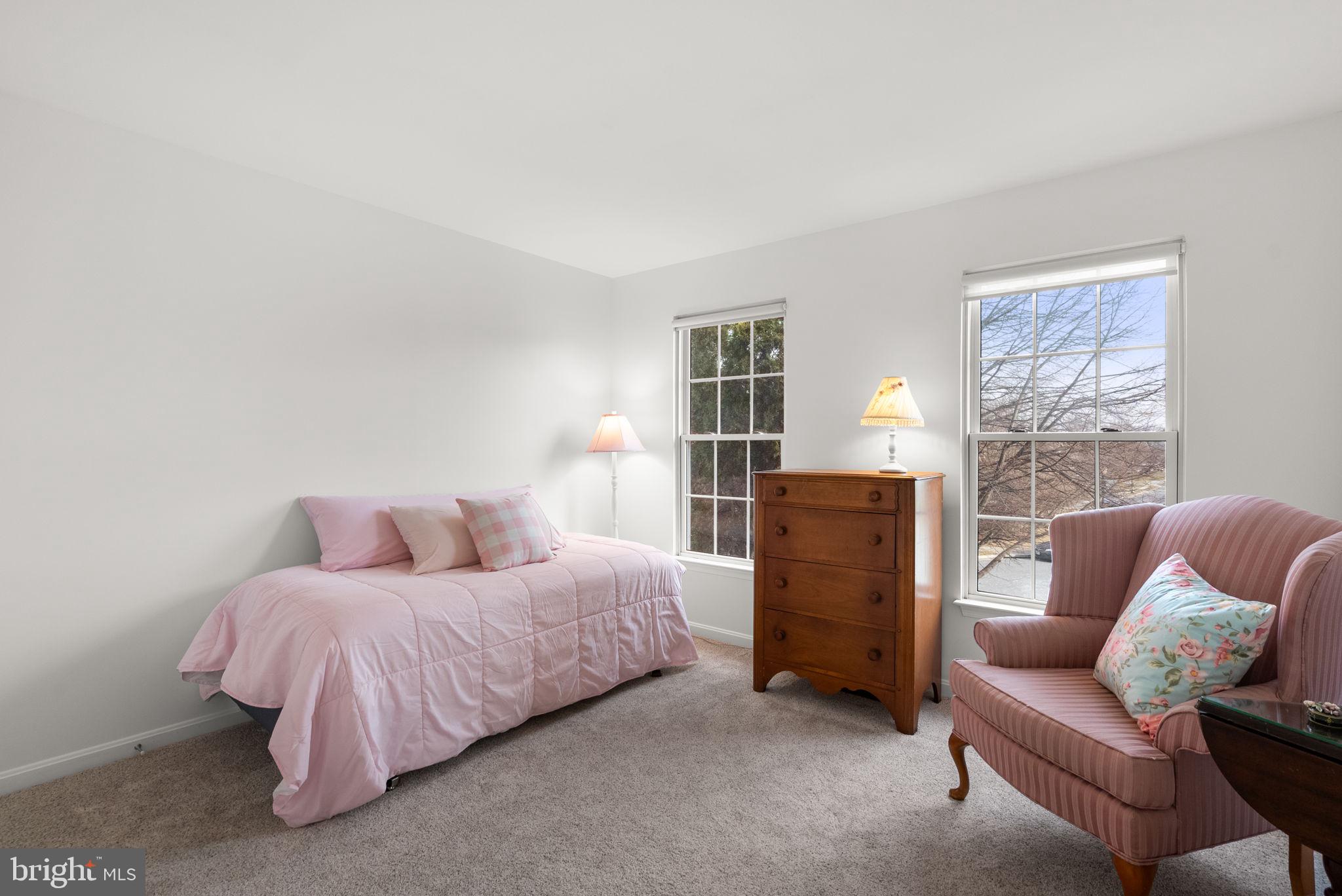 NORTH CROSSING - Residential