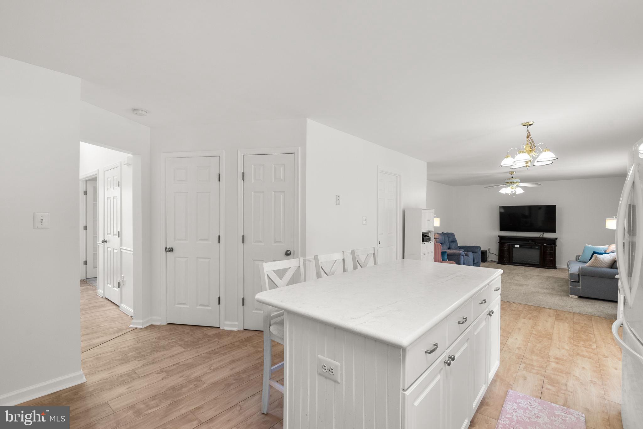 NORTH CROSSING - Residential