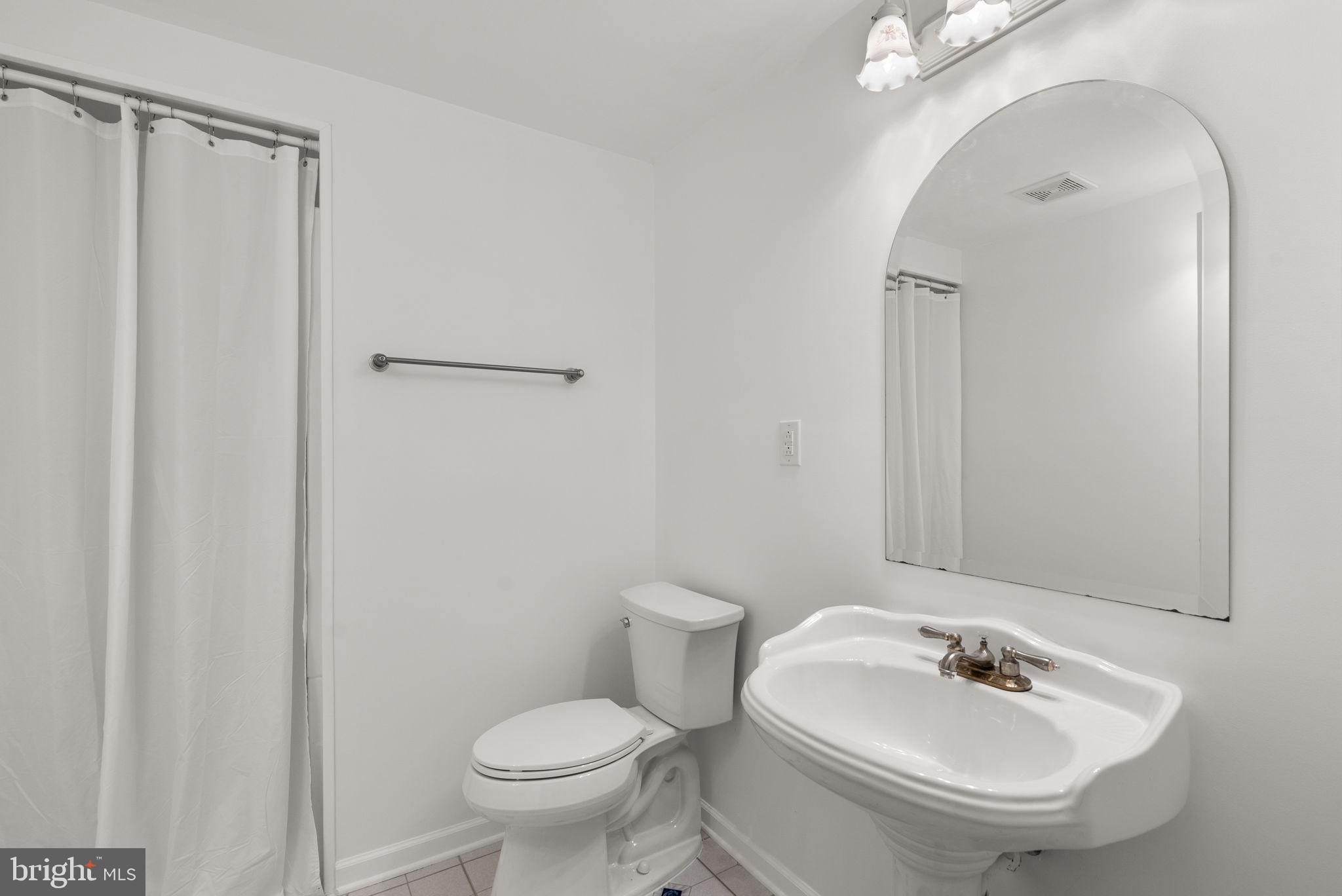 NORTH CROSSING - Residential