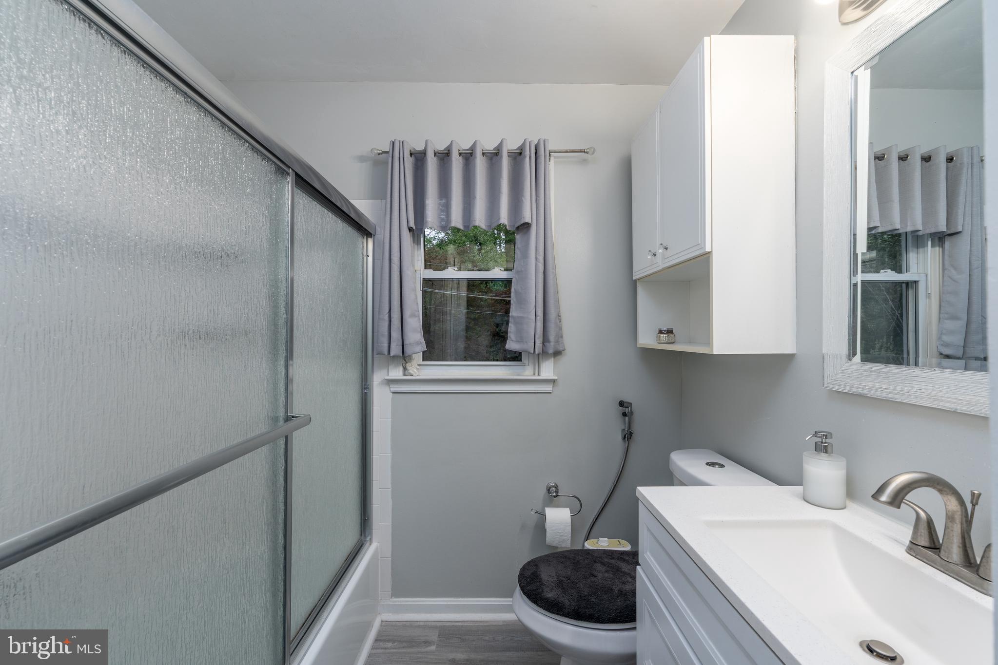 GLENDALE - Residential