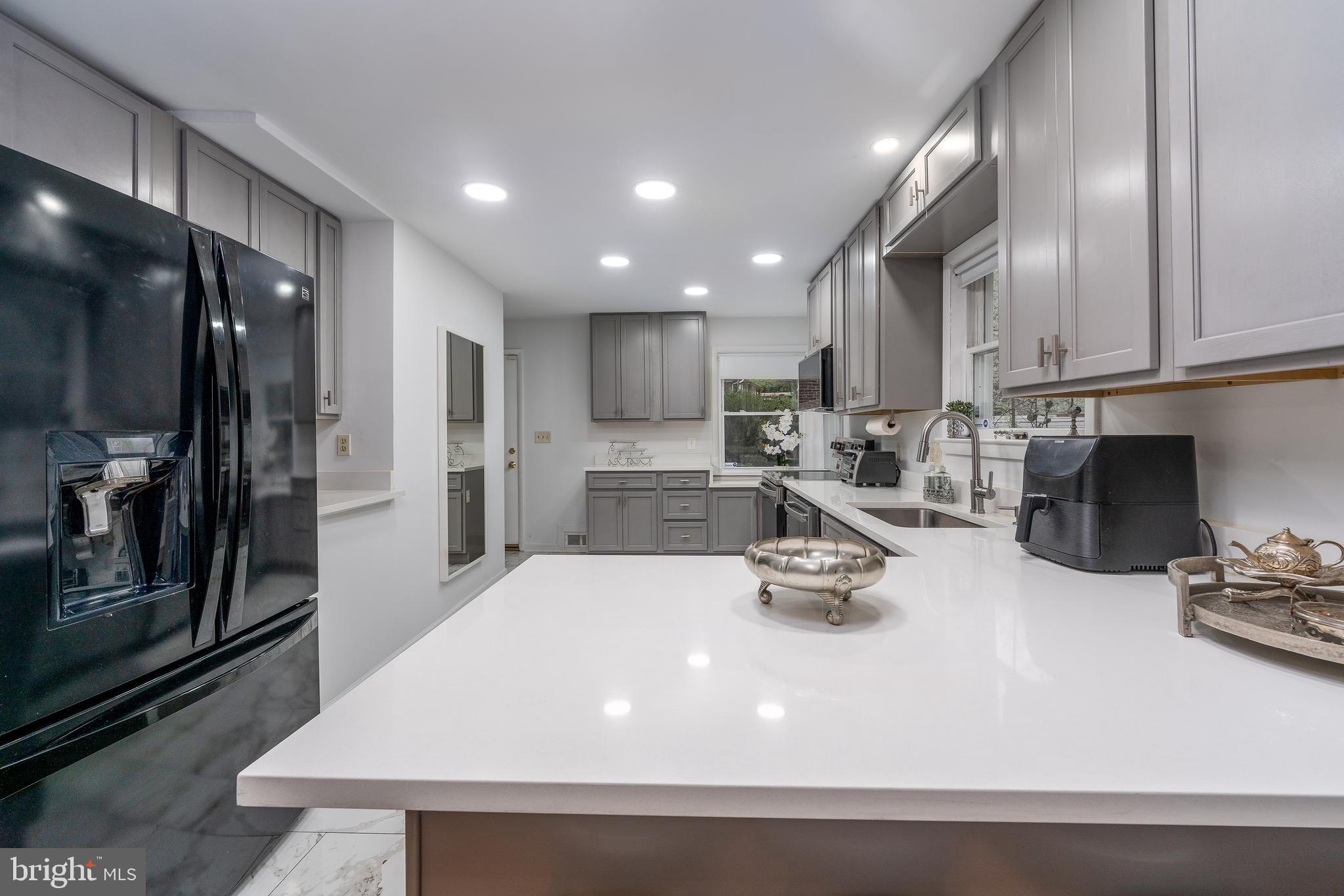 GLENDALE - Residential