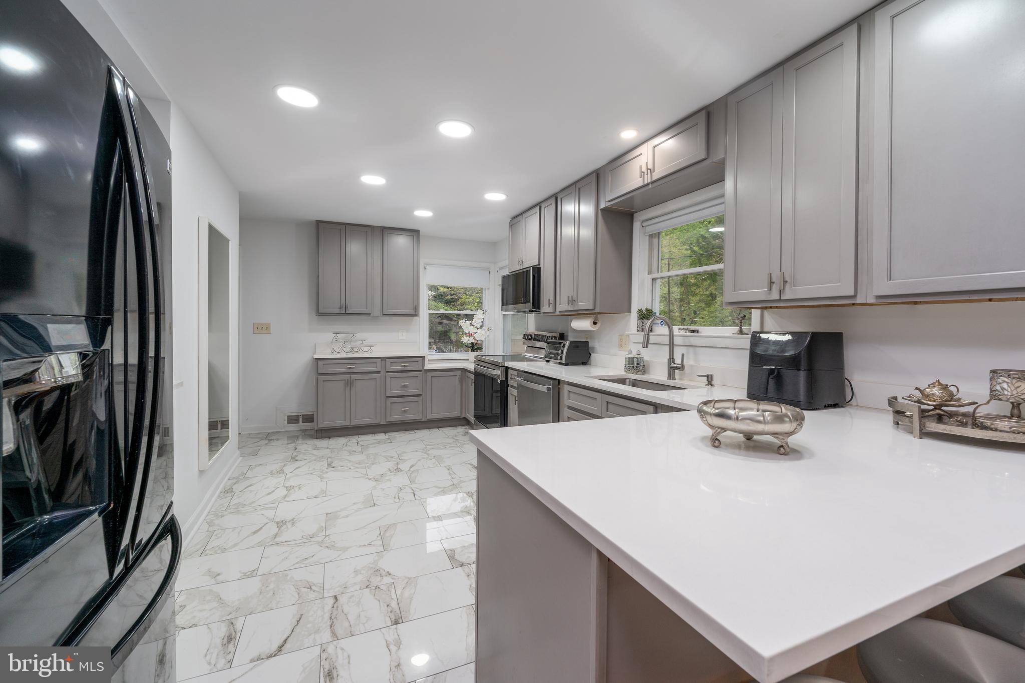 GLENDALE - Residential