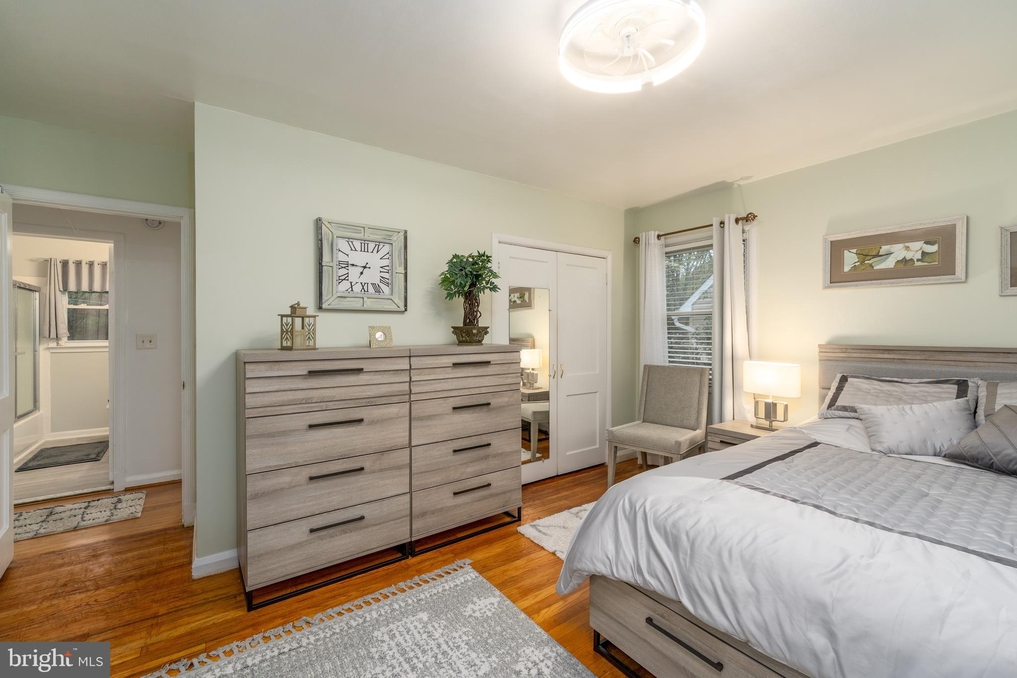 GLENDALE - Residential