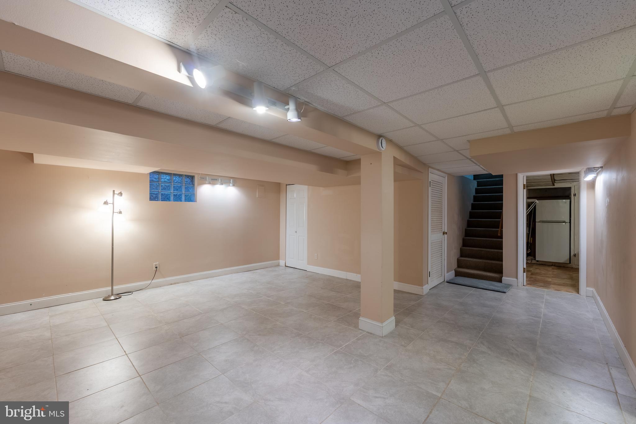 GLENDALE - Residential