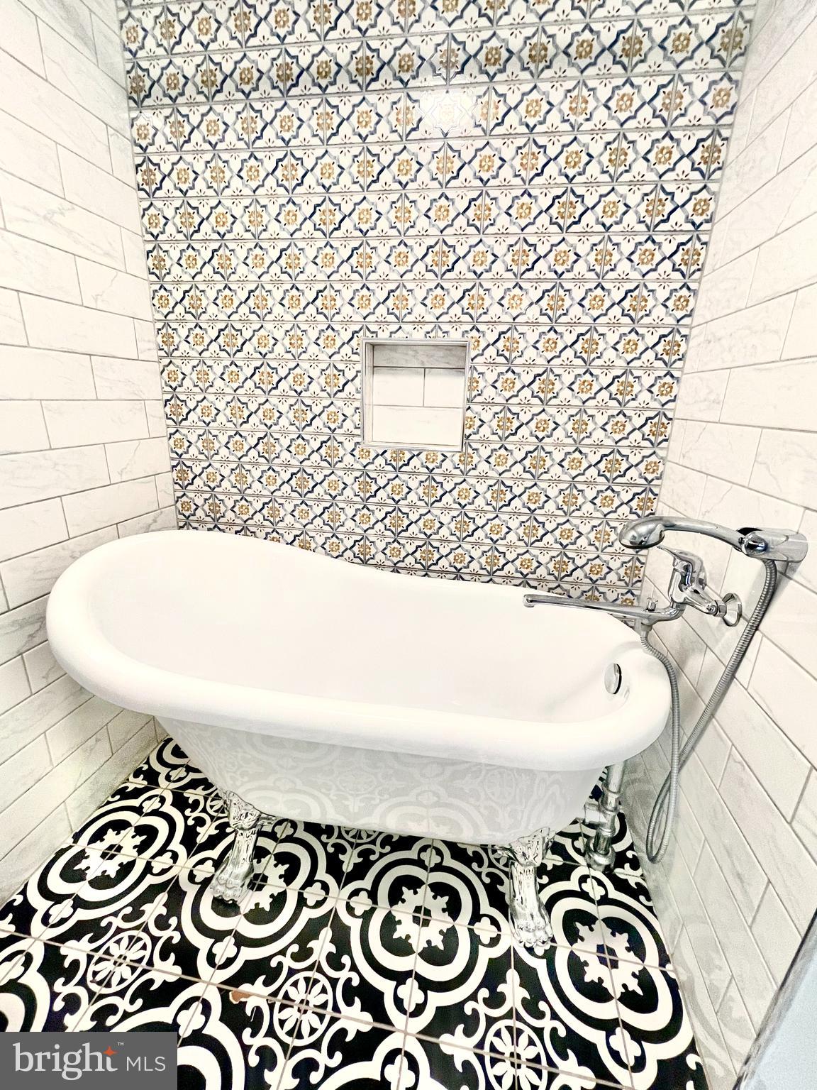 SEMINARY WALK - Residential Lease