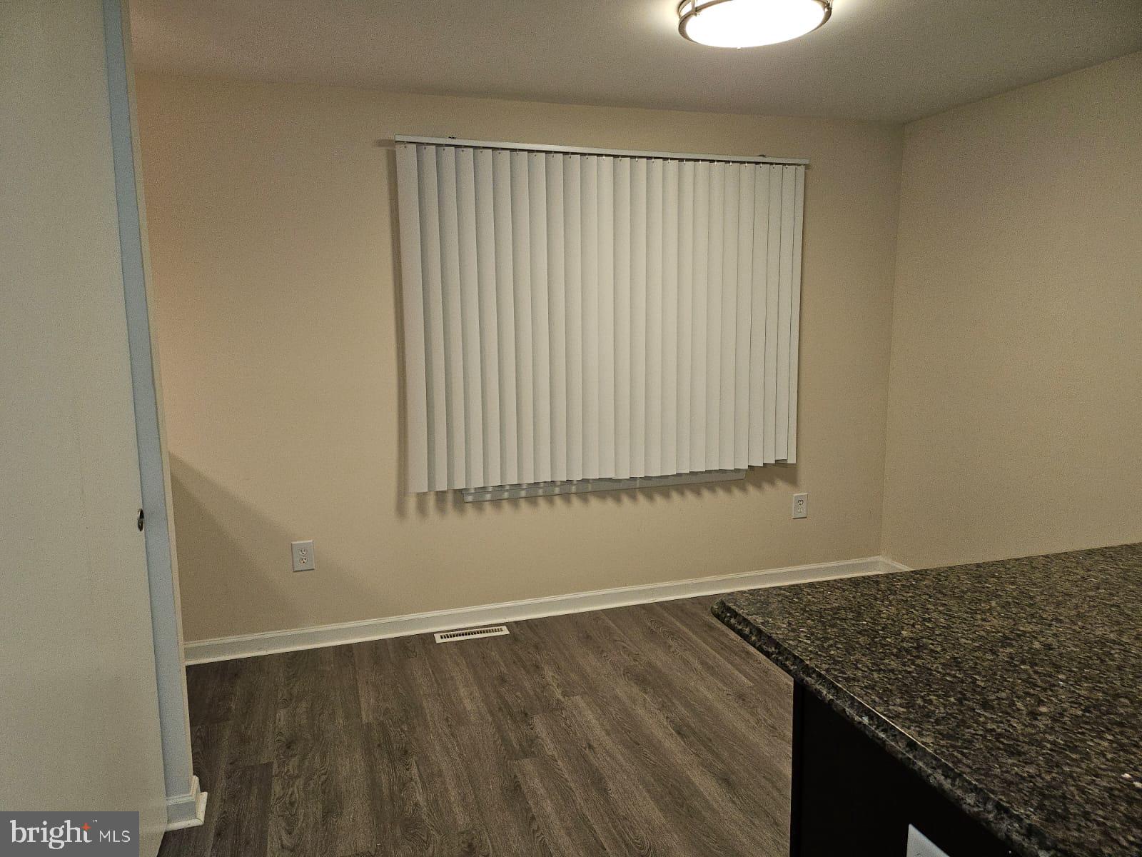 VILLAGE OF KINGS CONTRIVANCE - Residential Lease