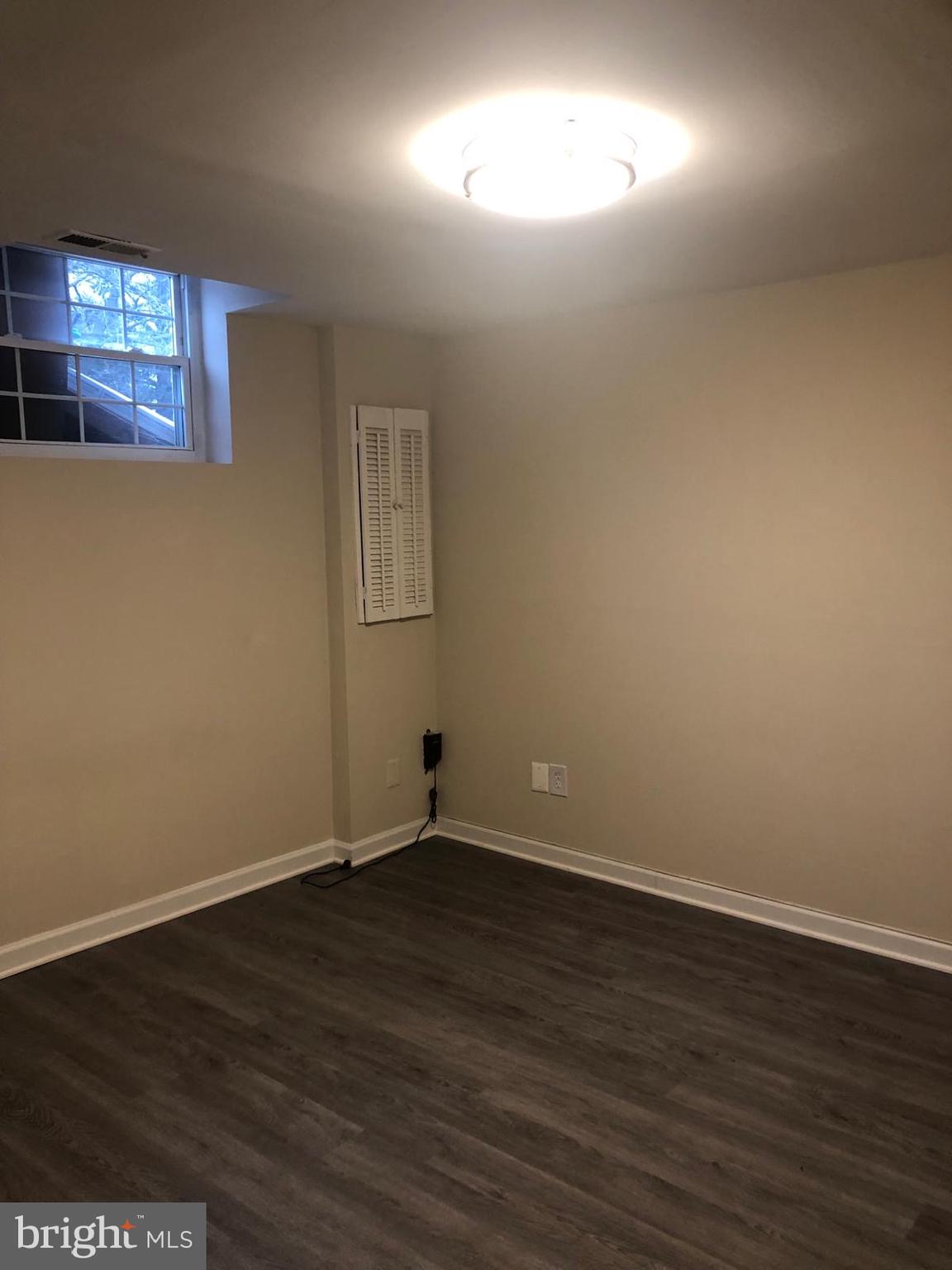 VILLAGE OF KINGS CONTRIVANCE - Residential Lease