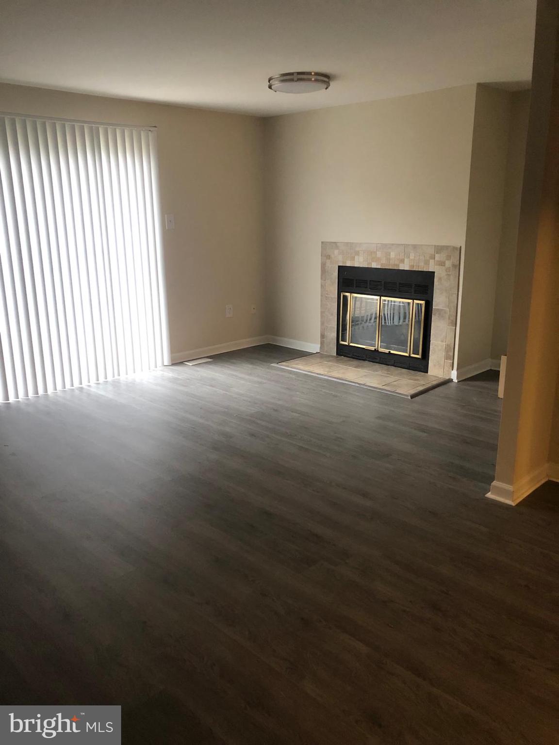 VILLAGE OF KINGS CONTRIVANCE - Residential Lease