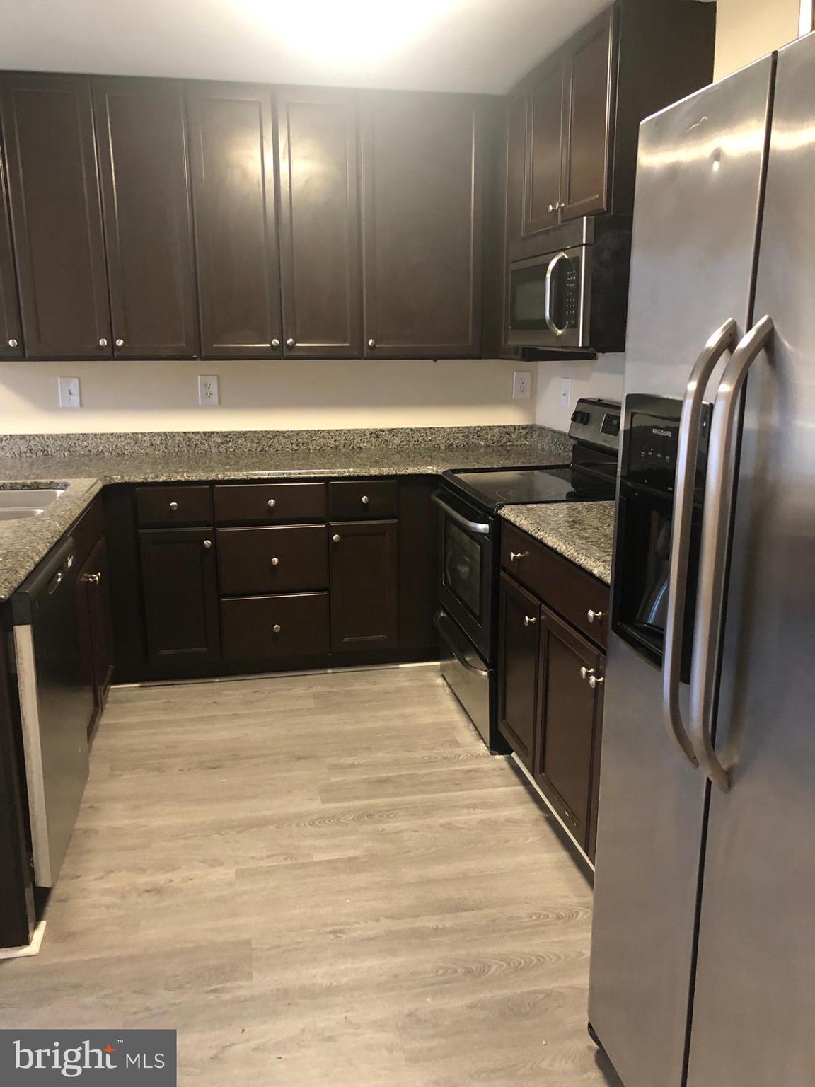 VILLAGE OF KINGS CONTRIVANCE - Residential Lease