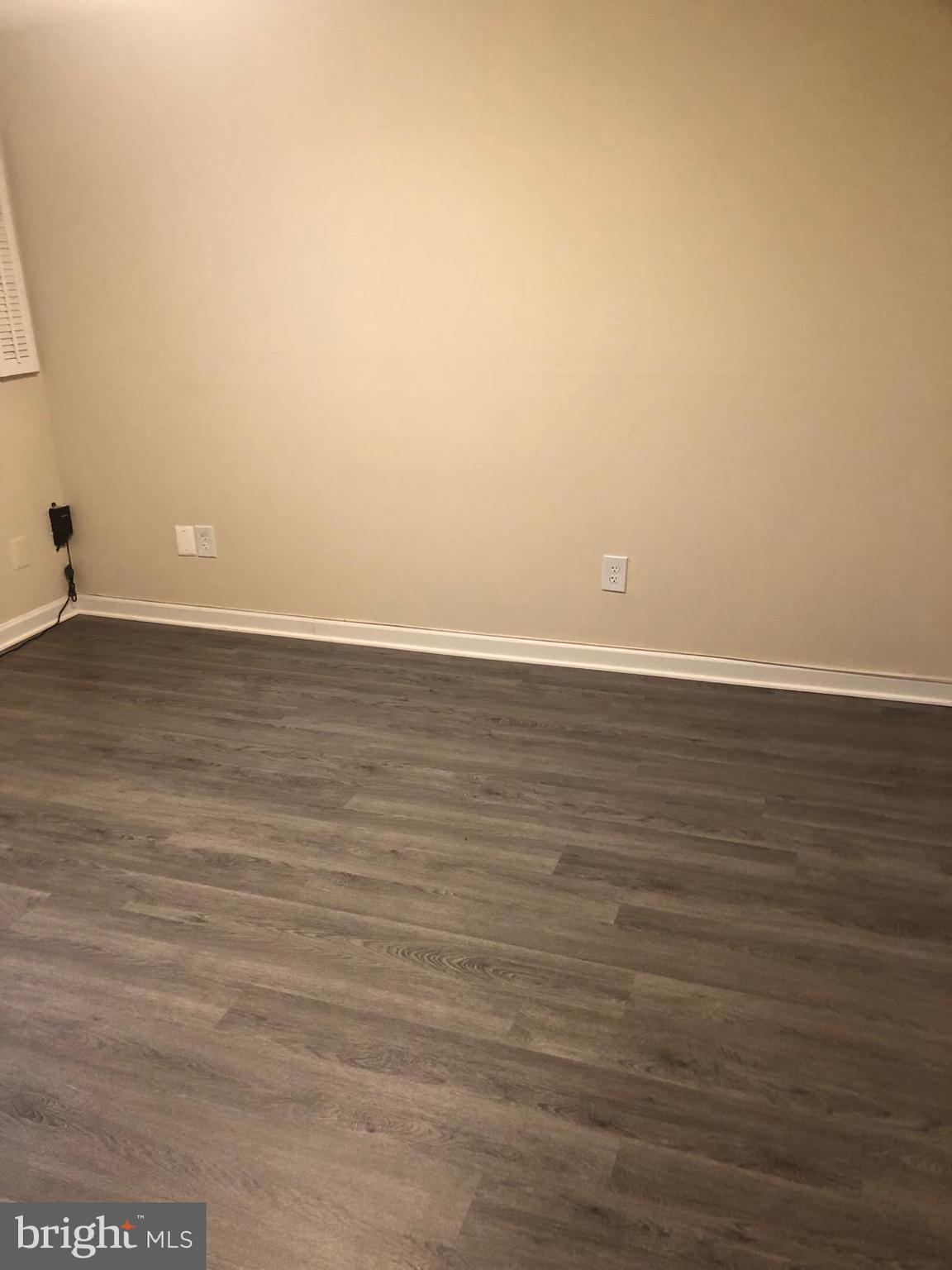 VILLAGE OF KINGS CONTRIVANCE - Residential Lease