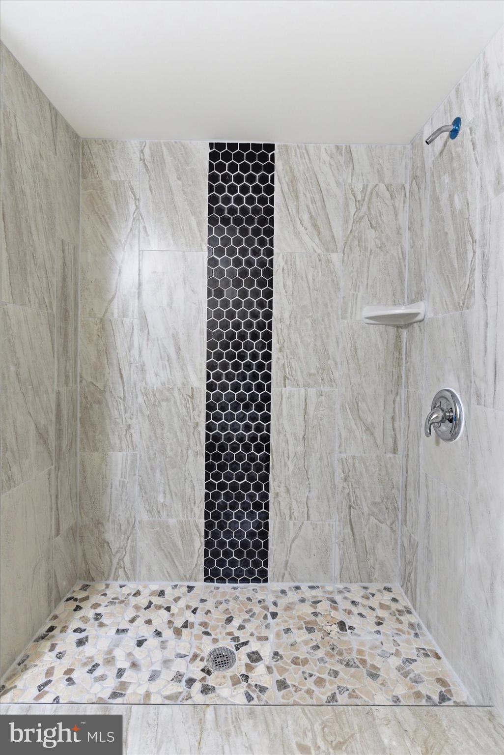 MONDAWMIN - Residential