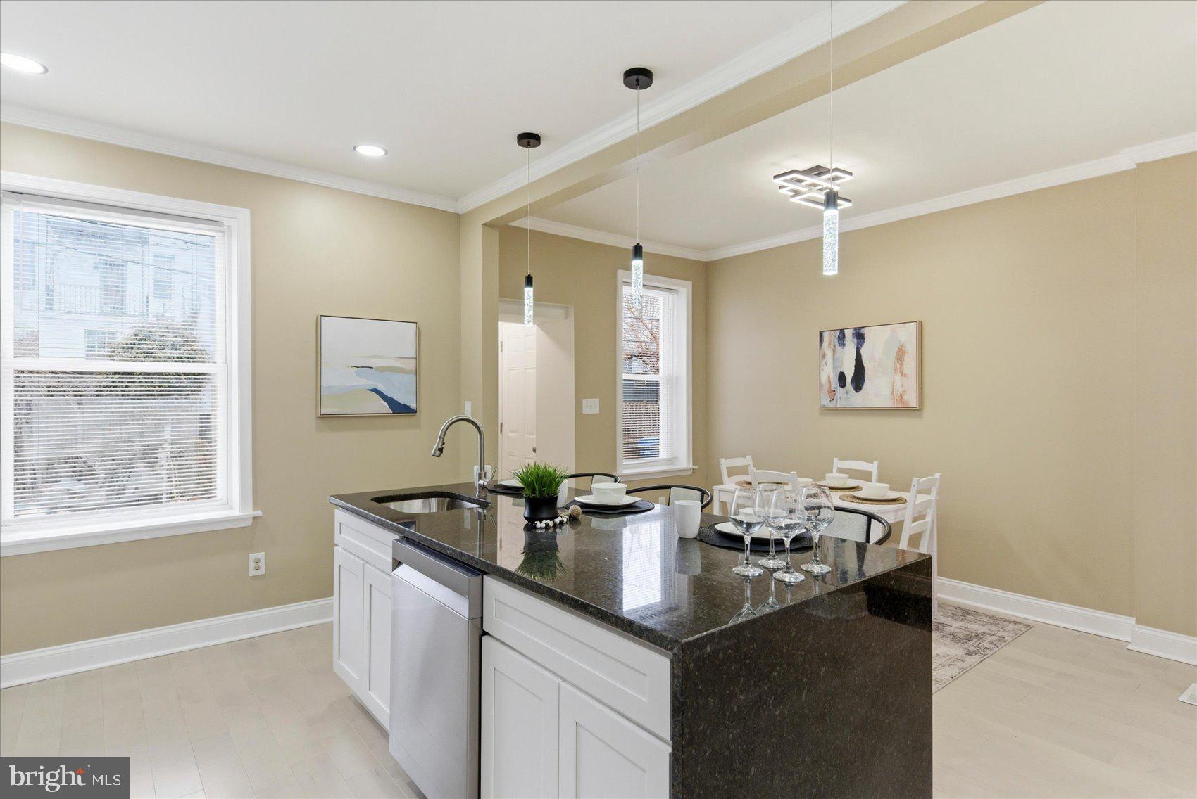 MONDAWMIN - Residential