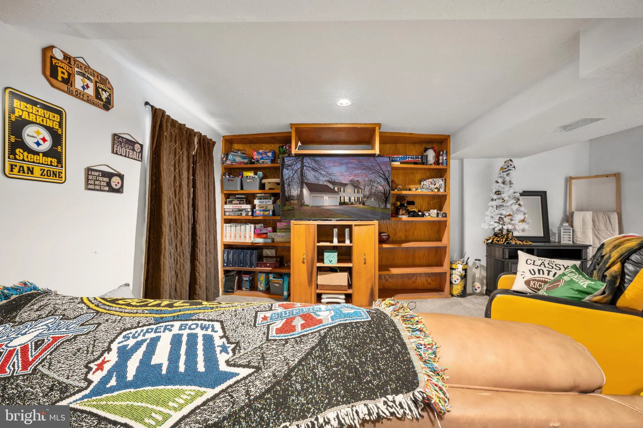 Fredericksburg, Virginia 22408, United States, 4 Bedrooms Bedrooms, ,4 BathroomsBathrooms,Residential,Active,96999