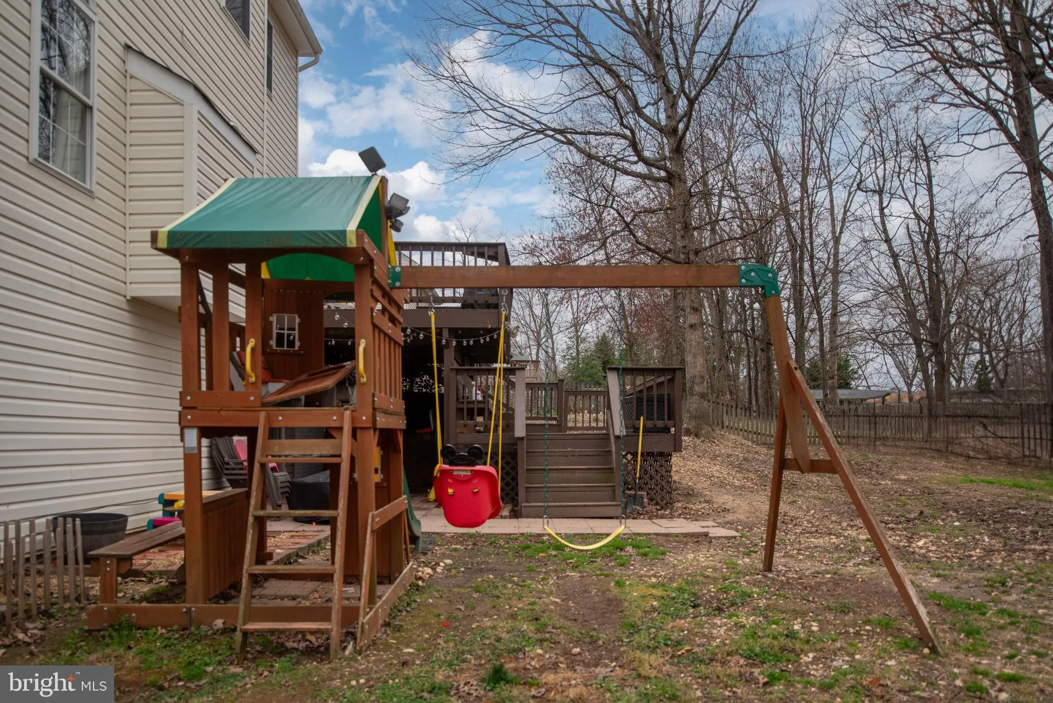 Fredericksburg, Virginia 22408, United States, 4 Bedrooms Bedrooms, ,4 BathroomsBathrooms,Residential,Active,96999